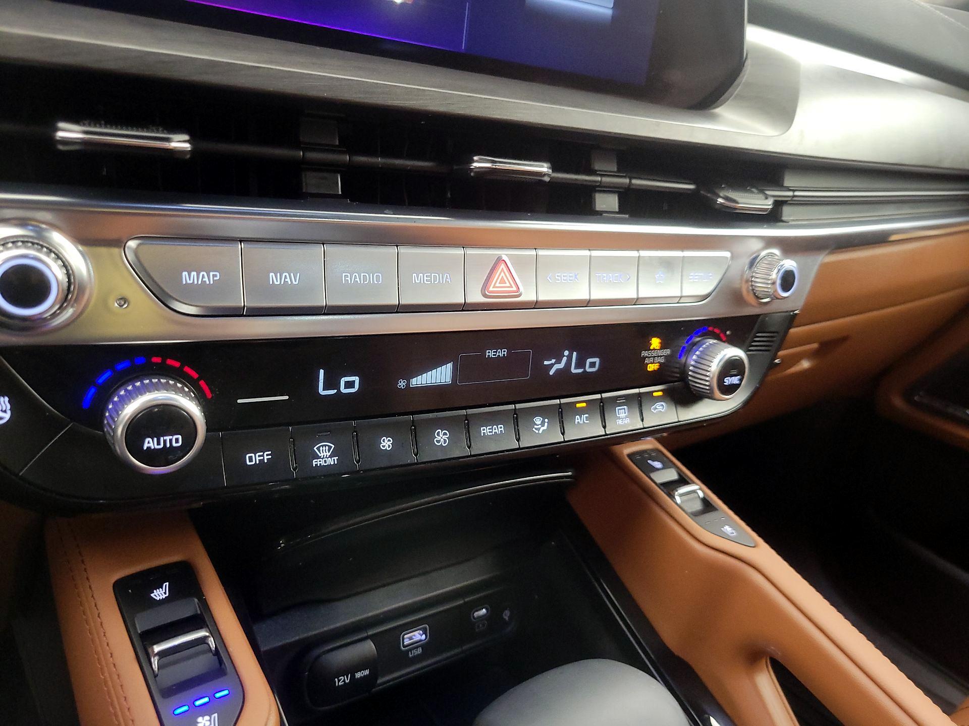 Thumbnail: 2025 Kia Telluride - 17