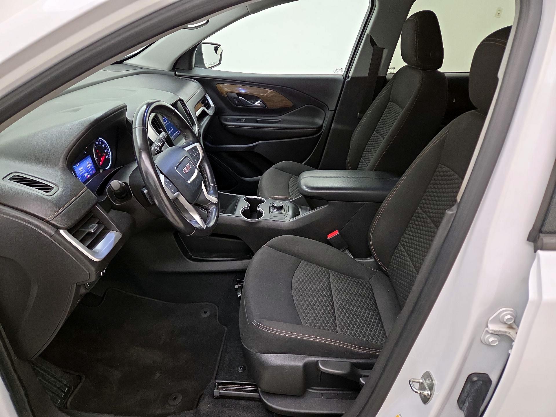 Thumbnail: 2020 GMC Terrain - 11