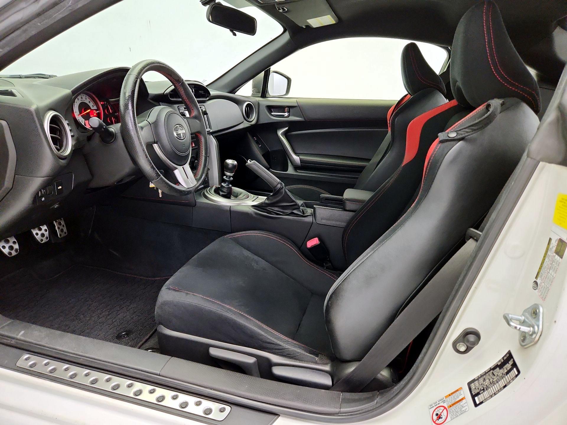 Thumbnail: 2015 Scion FR-S - 11