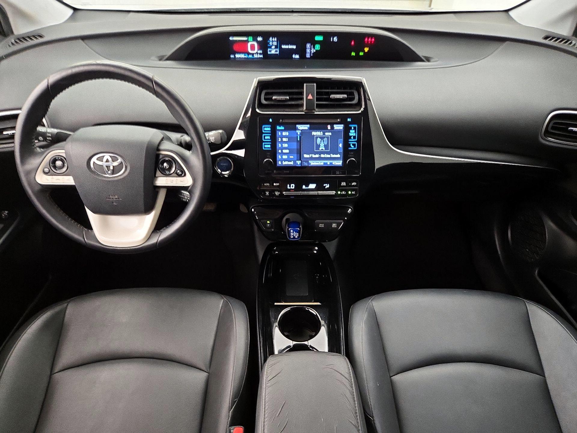 Thumbnail: 2017 Toyota Prius - 9