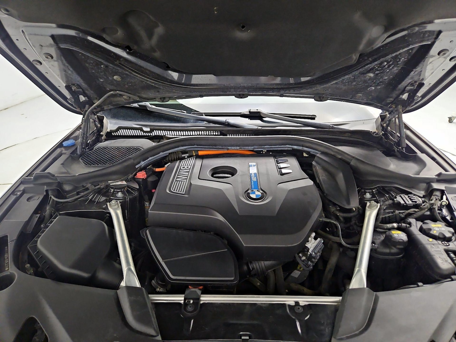 2018 BMW 5 Series 530e - Photo 24