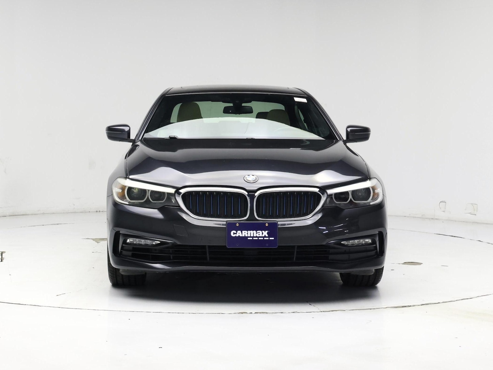 2018 BMW 5 Series 530e - Photo 6