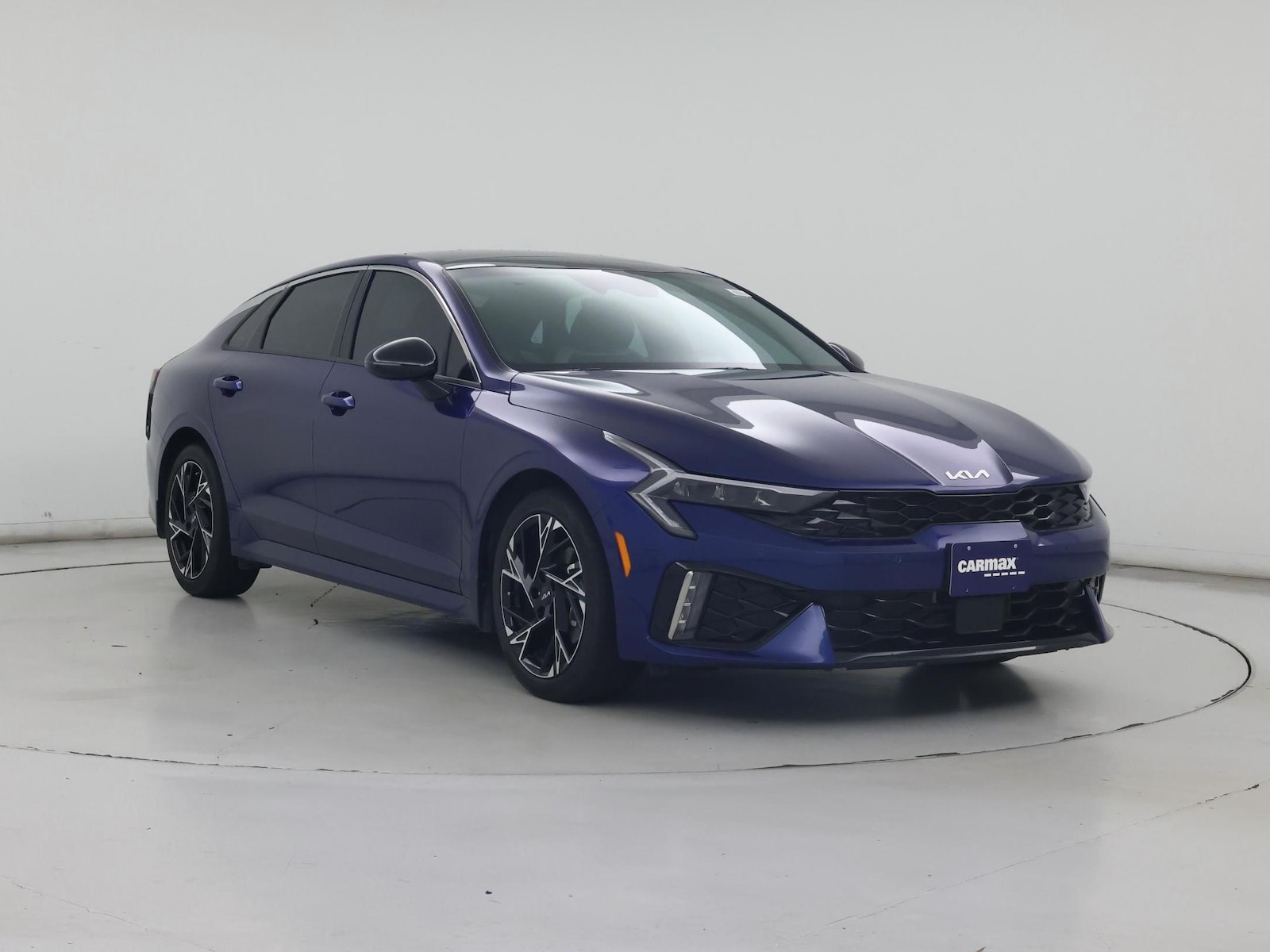 2025 Kia K5 GT-Line - Photo 2