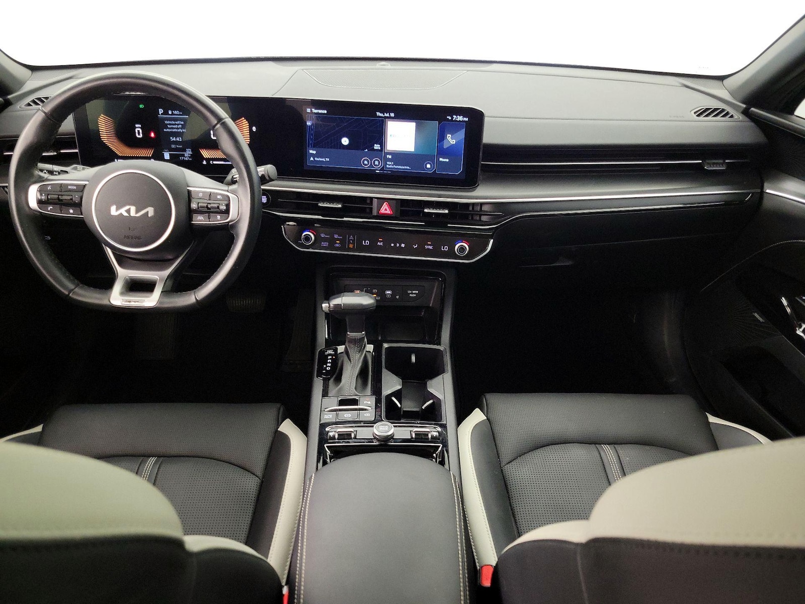 2025 Kia K5 GT-Line - Photo 10