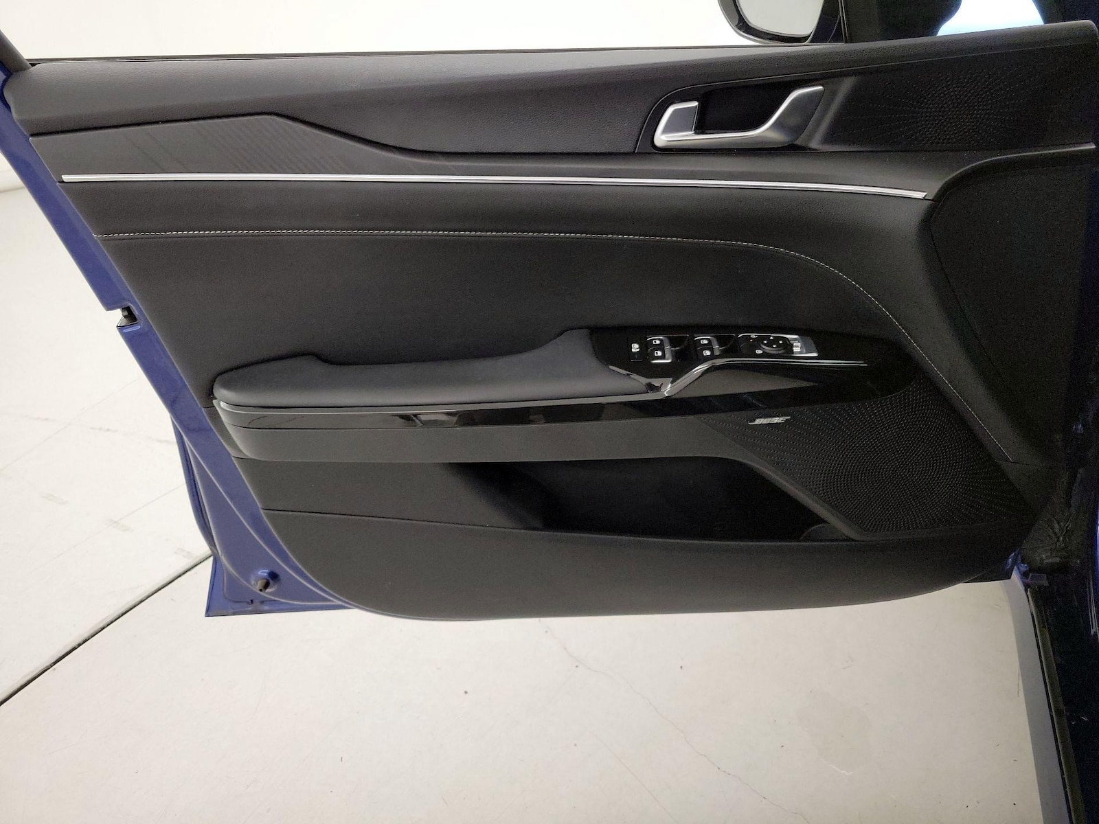 2025 Kia K5 GT-Line - Photo 13
