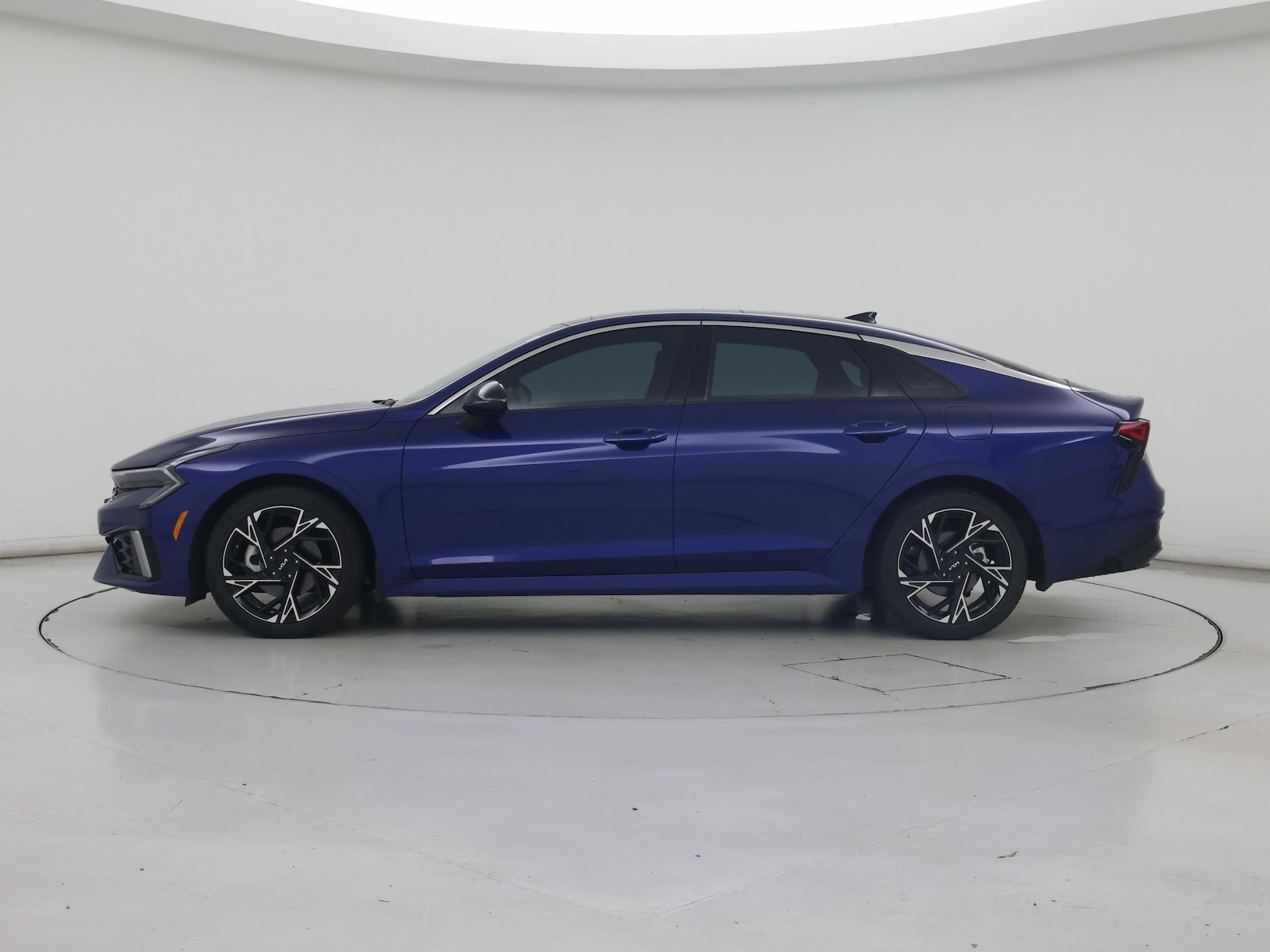 2025 Kia K5 GT-Line - Photo 4