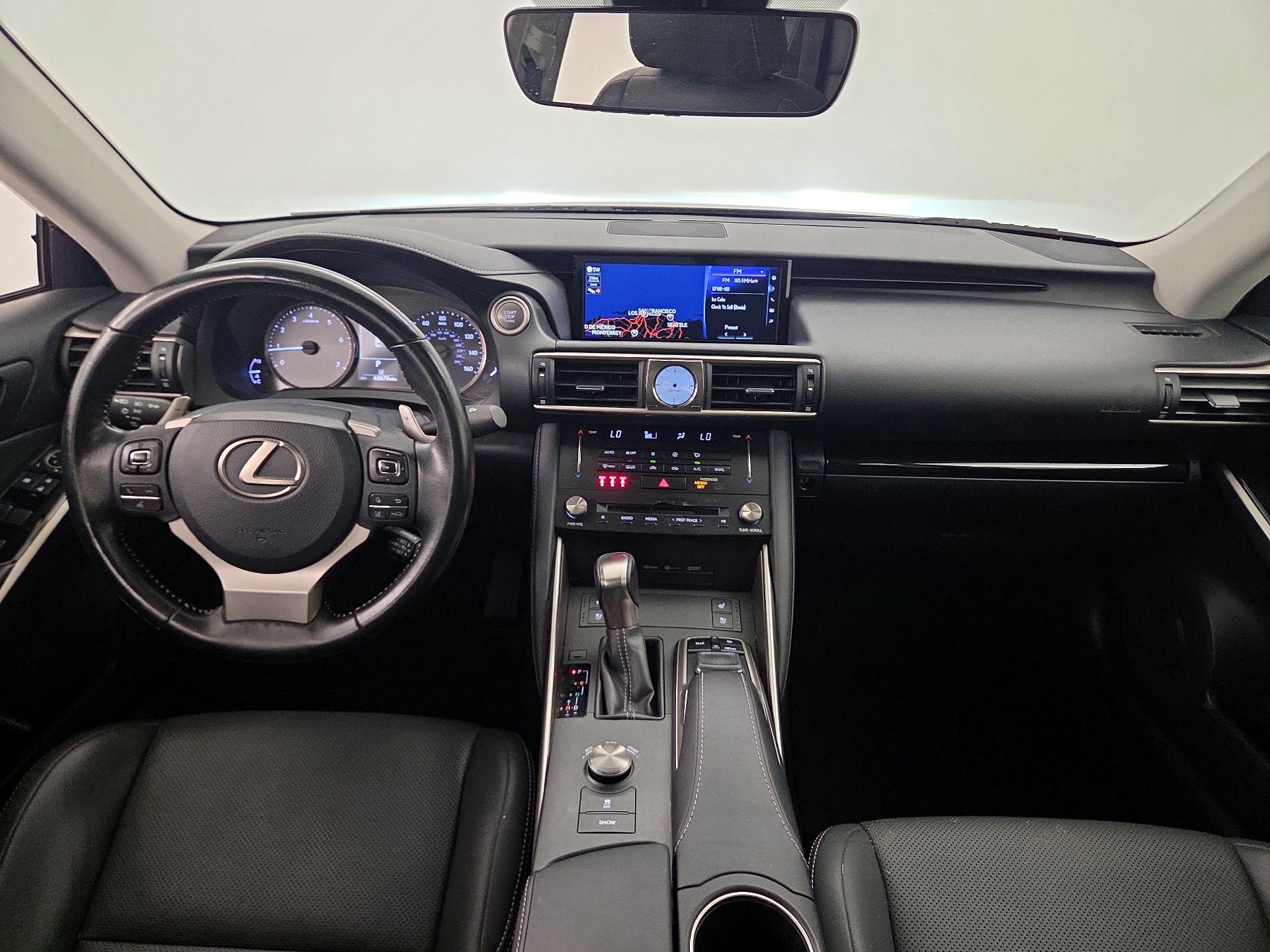 Thumbnail: 2017 Lexus IS - 9