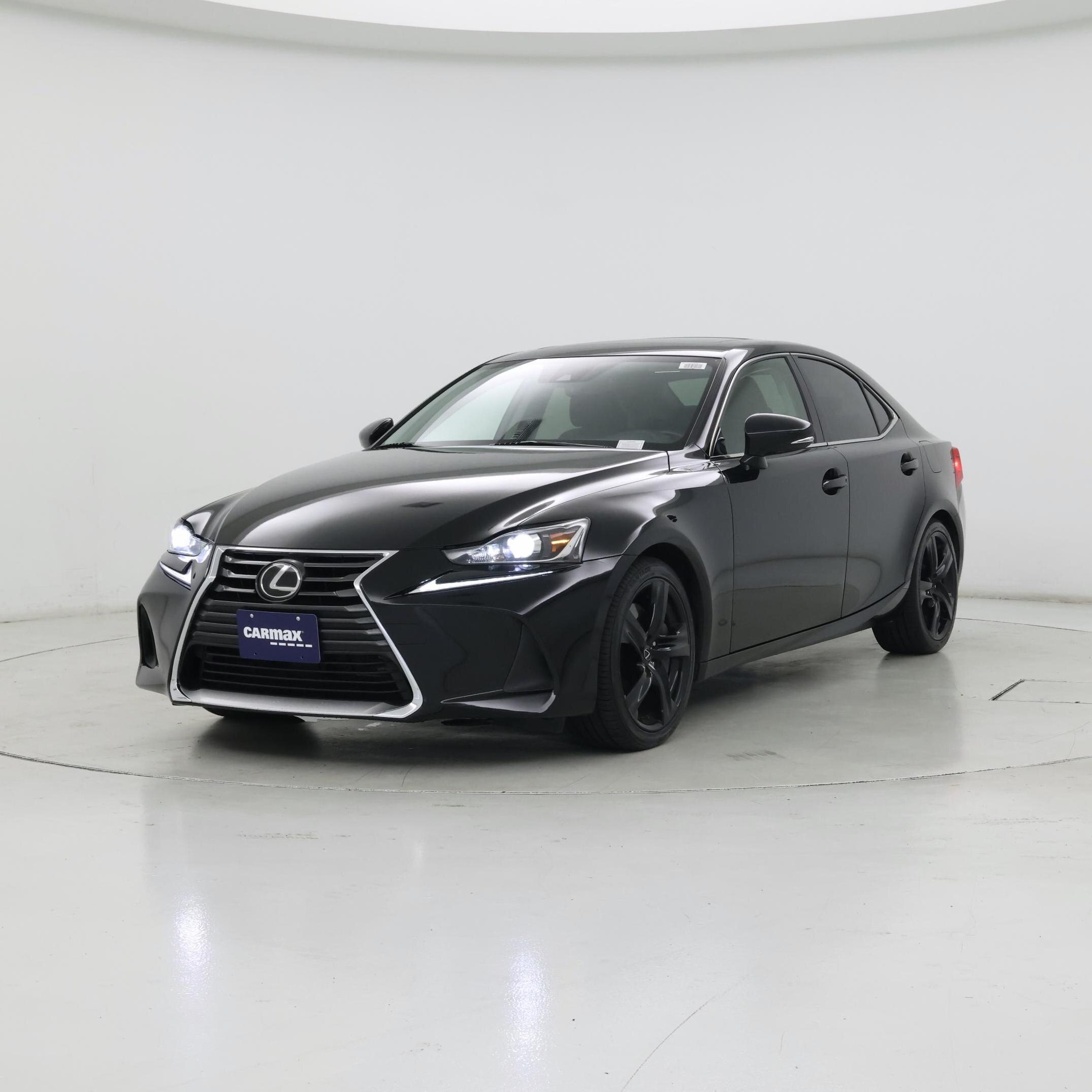 Thumbnail: 2017 Lexus IS - 4