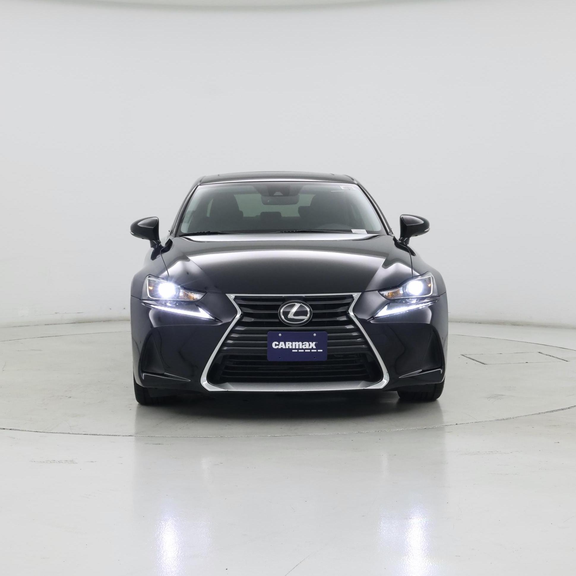 Thumbnail: 2017 Lexus IS - 5