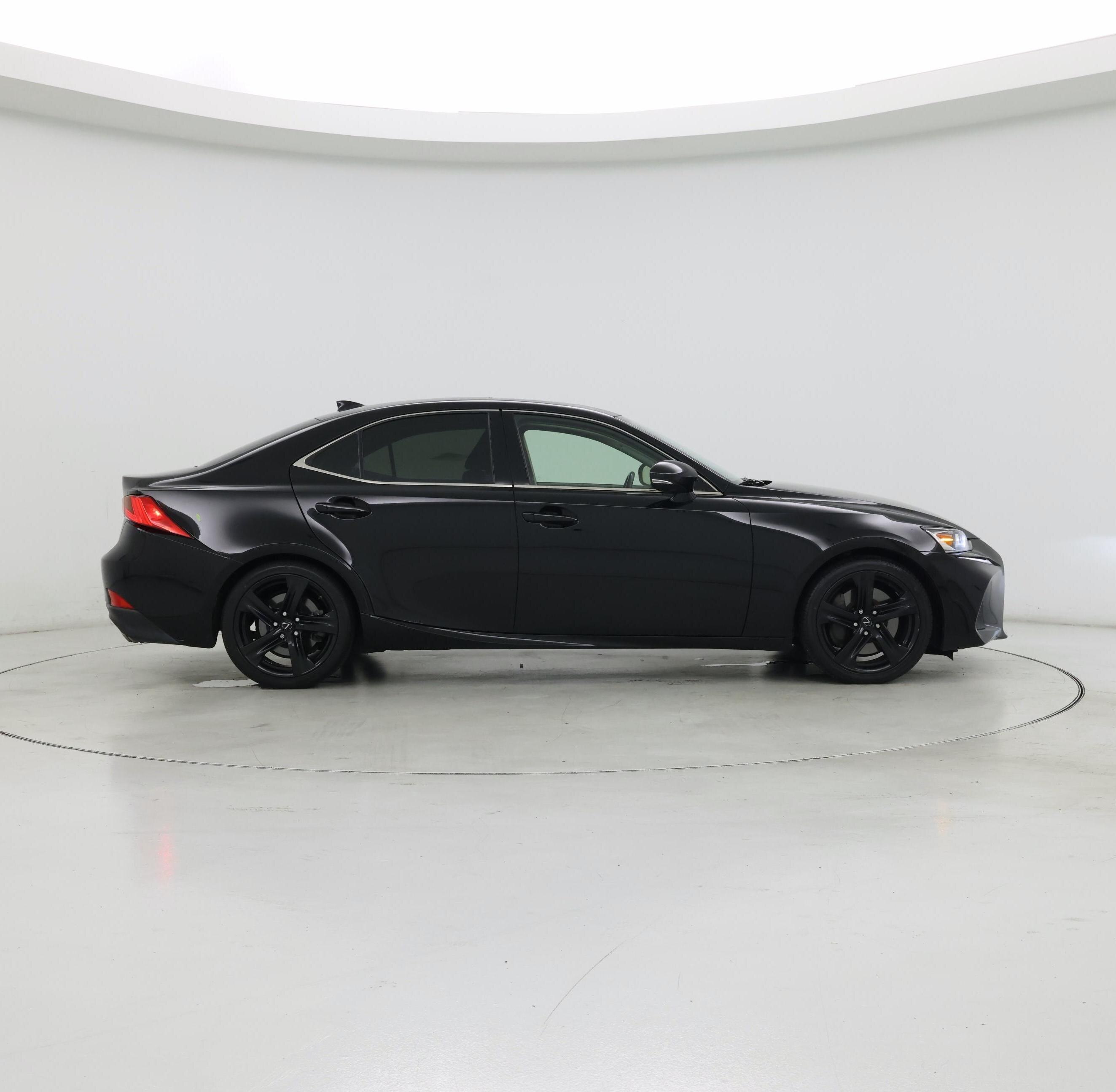 Thumbnail: 2017 Lexus IS - 7