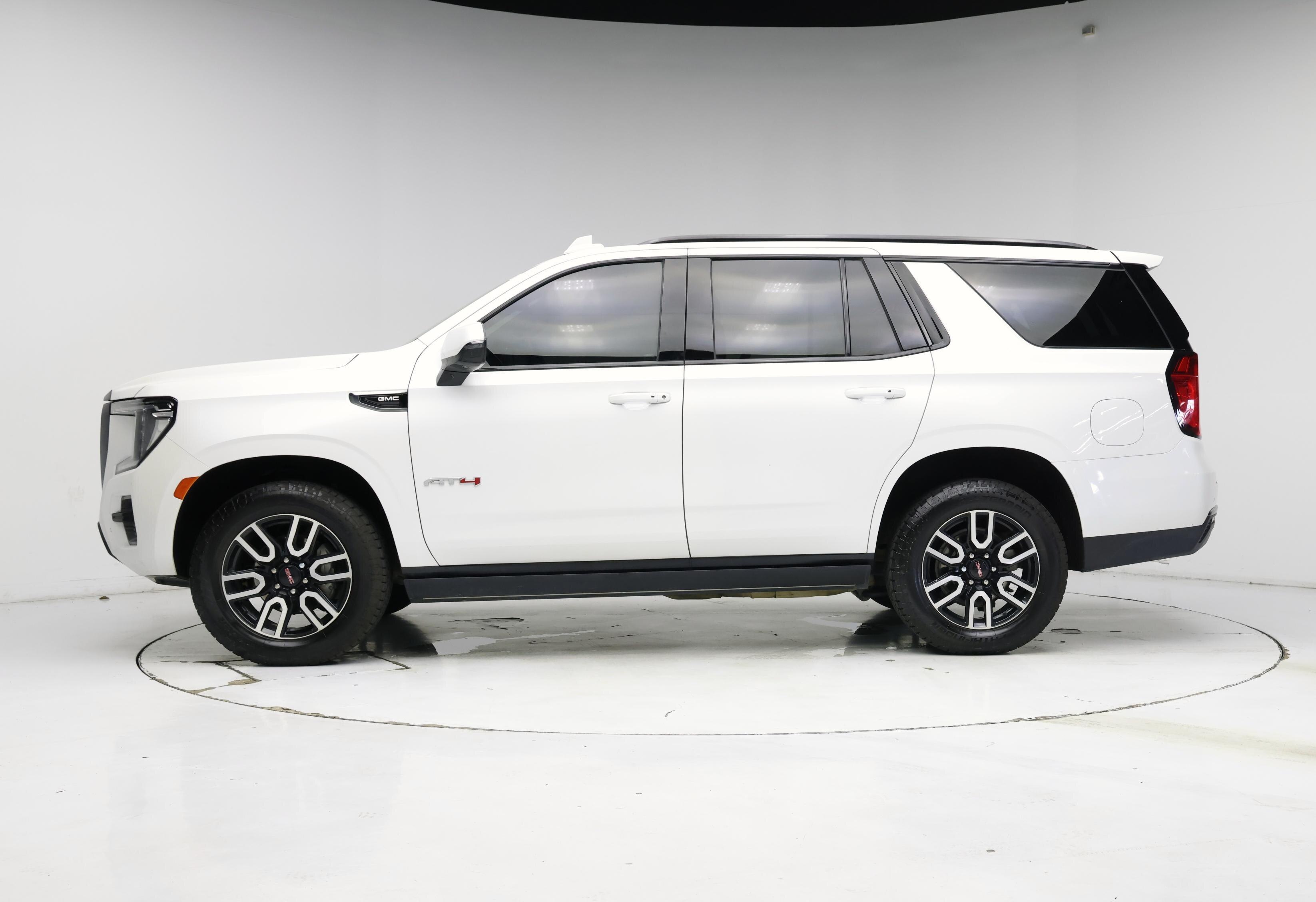 Thumbnail: 2023 GMC Yukon - 3