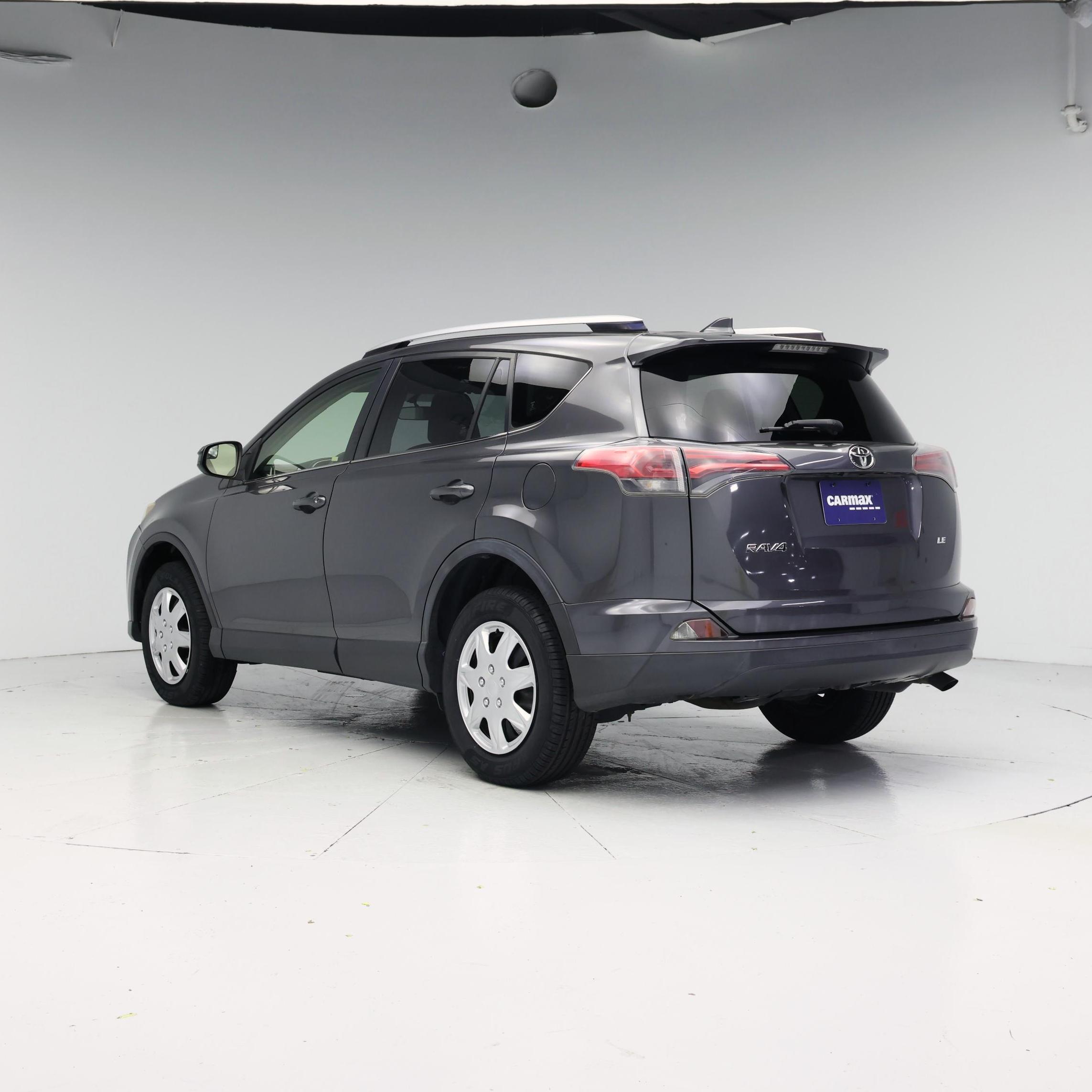 Thumbnail: 2016 Toyota RAV4 - 2