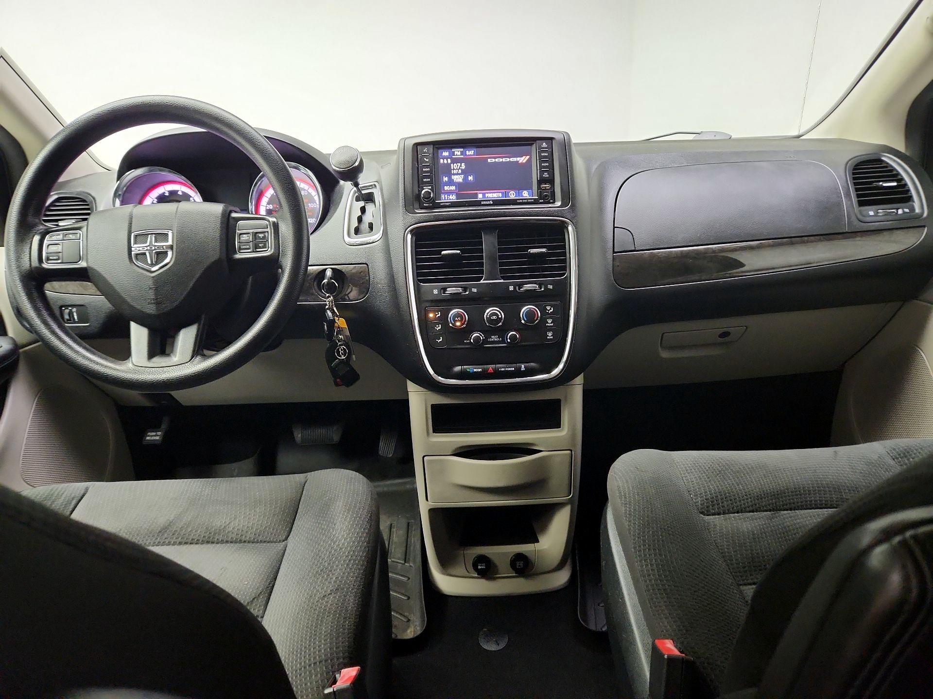 Thumbnail: 2020 Dodge Grand Caravan - 8