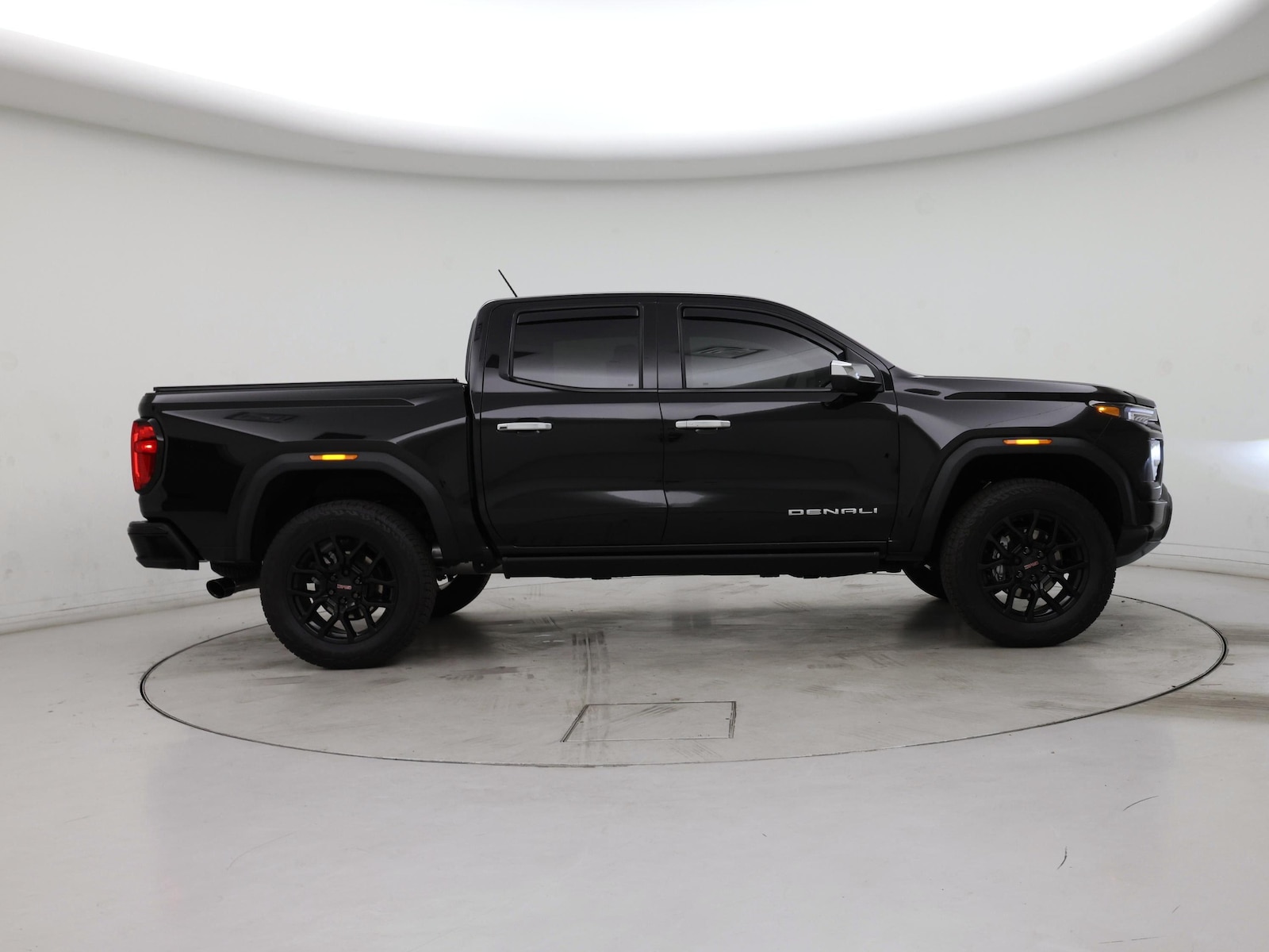 2026 GMC Canyon Denali - Photo 8