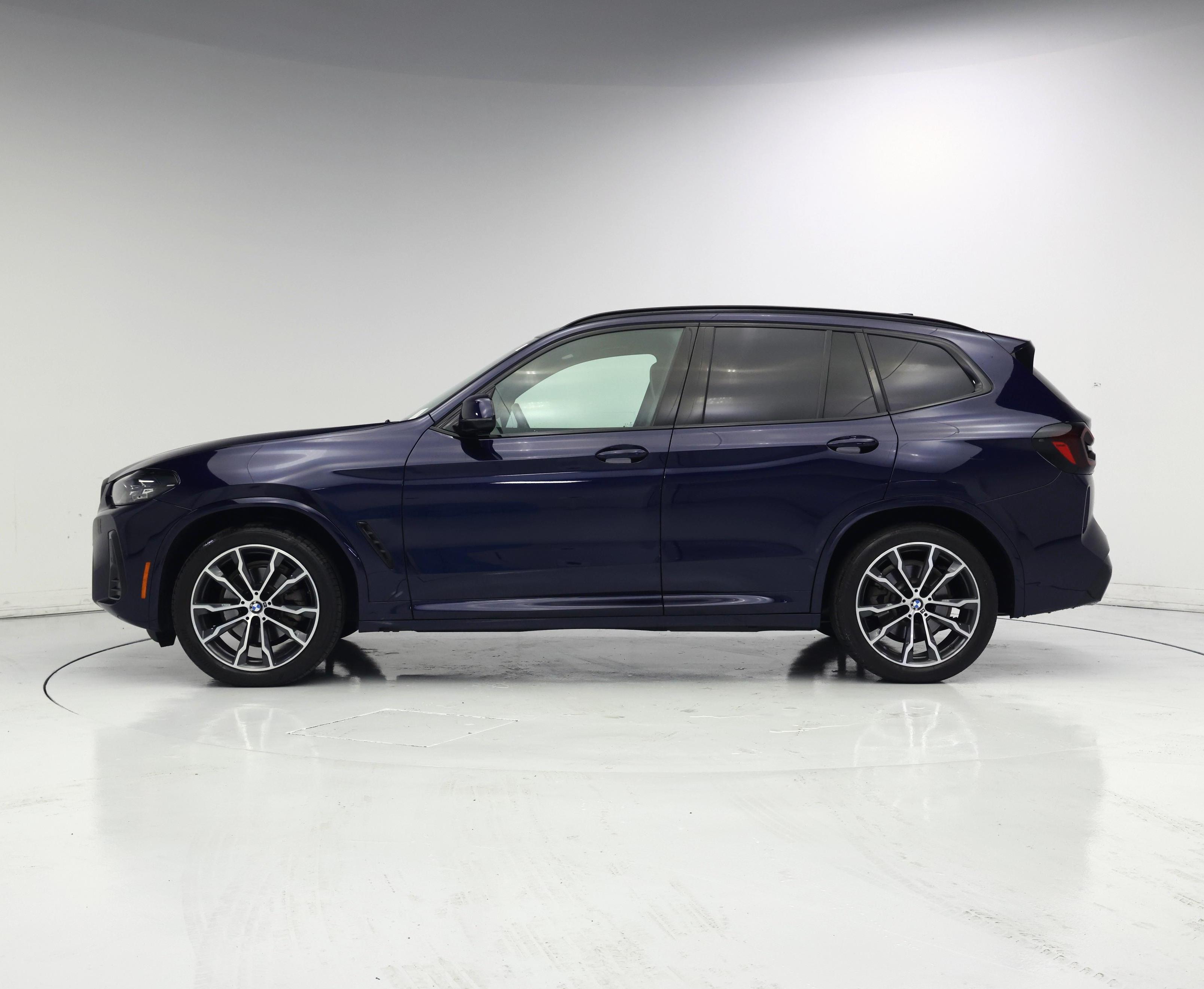 Thumbnail: 2022 BMW X3 - 3