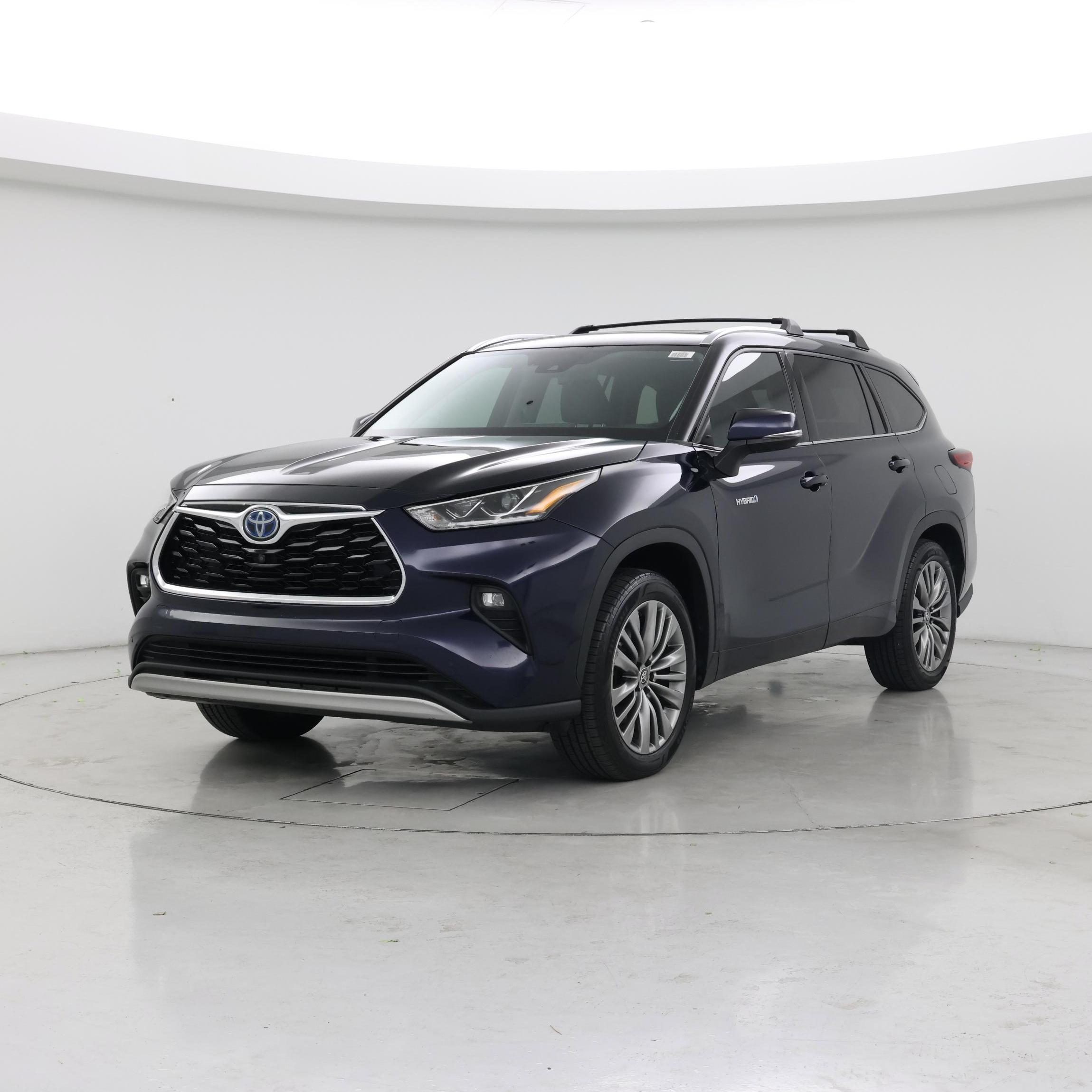 Thumbnail: 2020 Toyota Highlander - 4