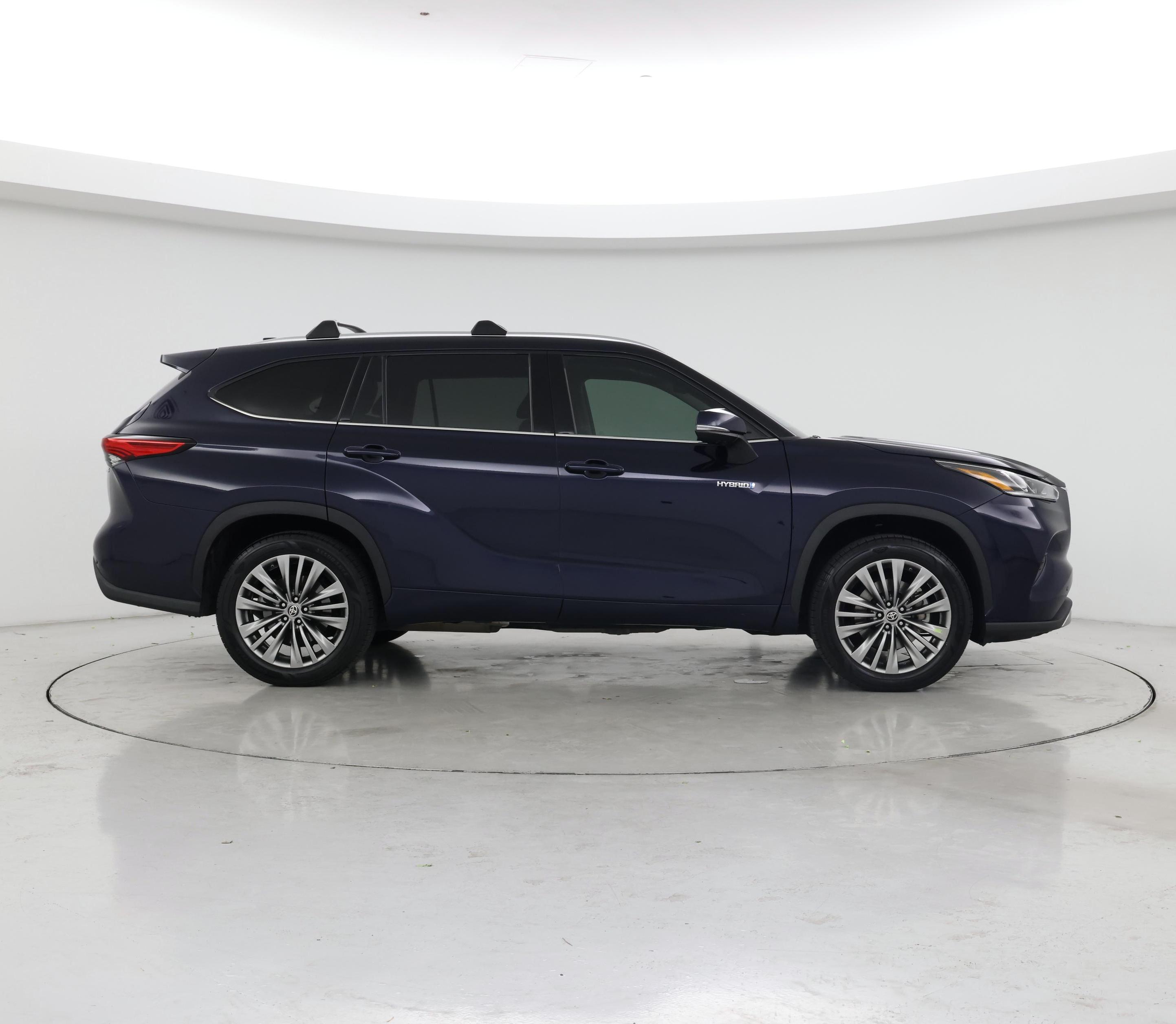 Thumbnail: 2020 Toyota Highlander - 7