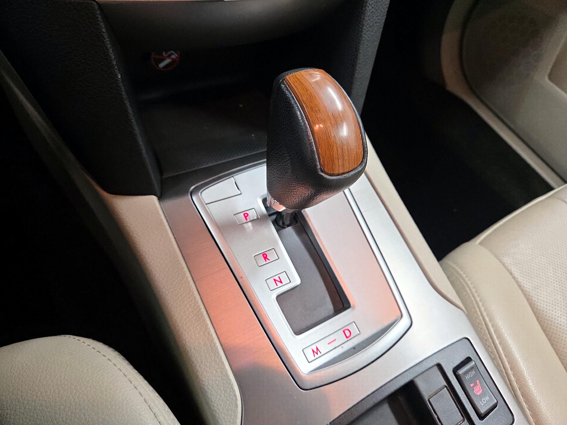 Thumbnail: 2014 Subaru Outback - 15