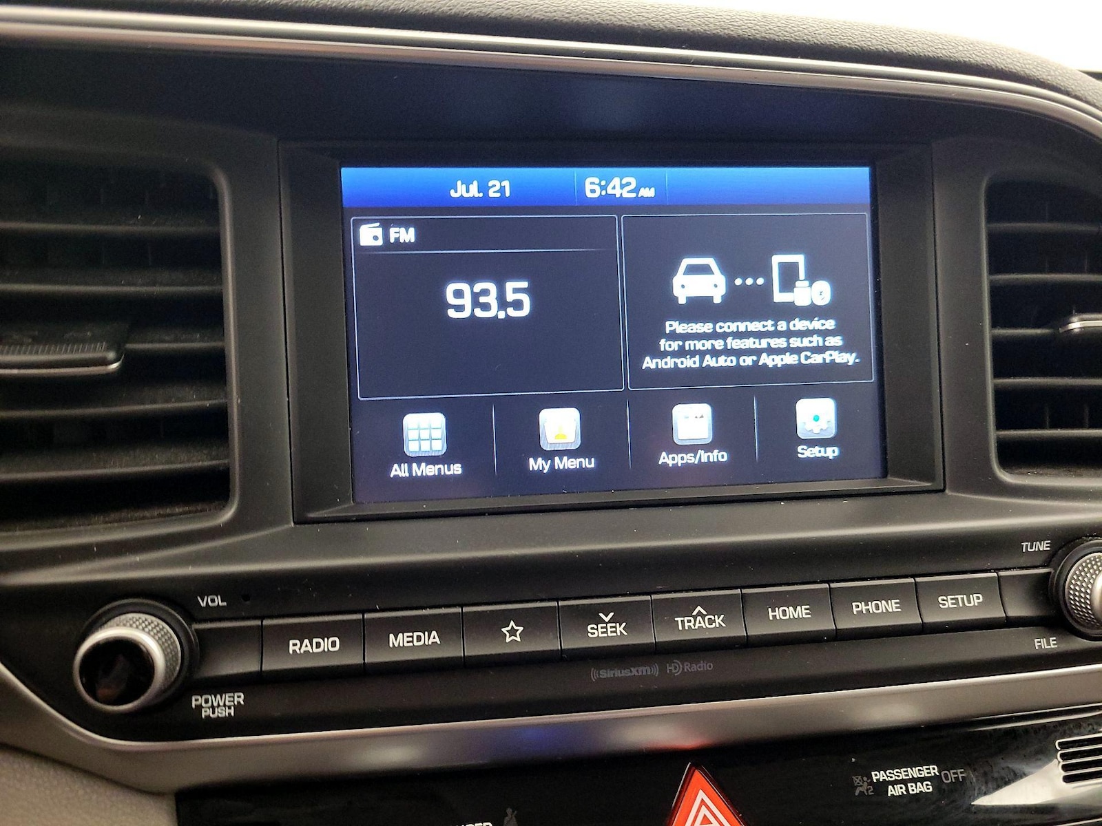 2020 Hyundai Elantra SEL - Photo 16