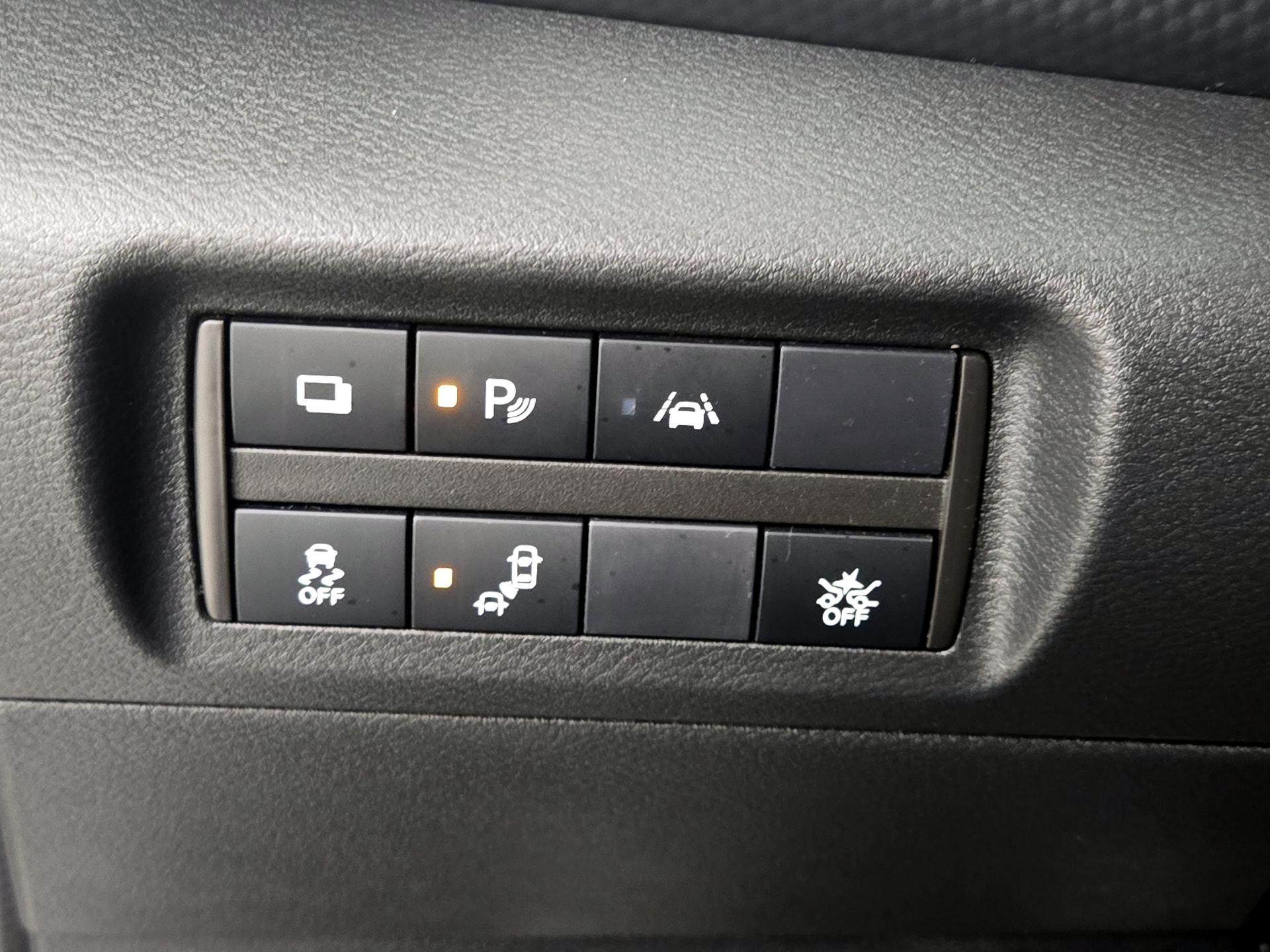 Thumbnail: 2021 Nissan Kicks - 13