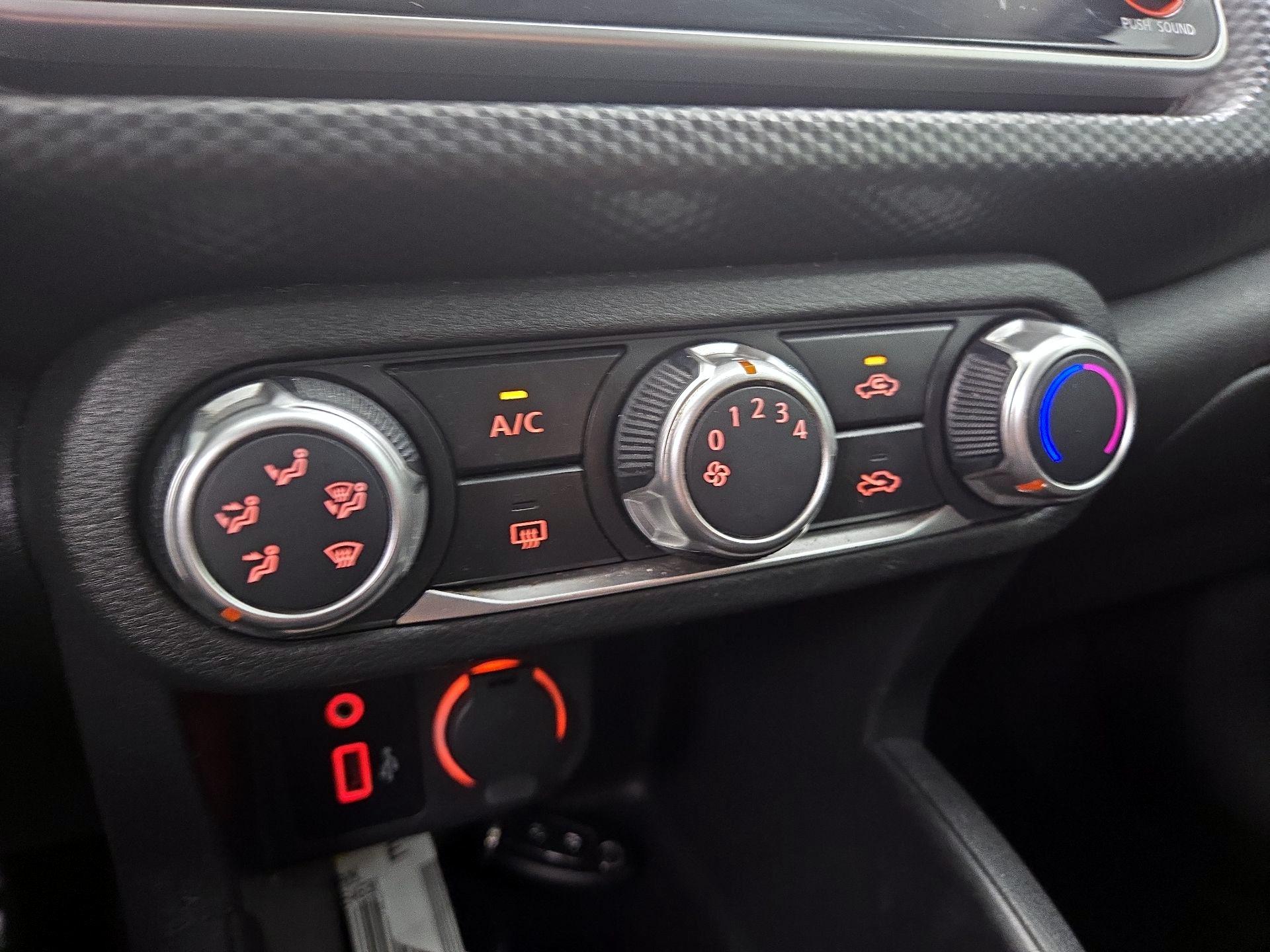 Thumbnail: 2021 Nissan Kicks - 16