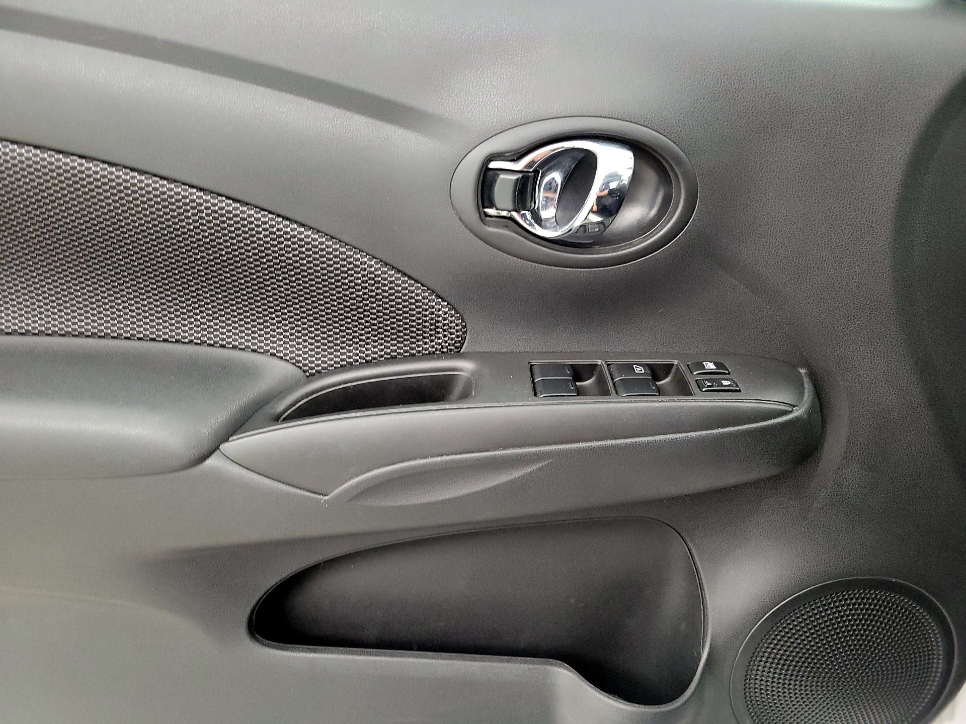 Thumbnail: 2019 Nissan Versa - 12