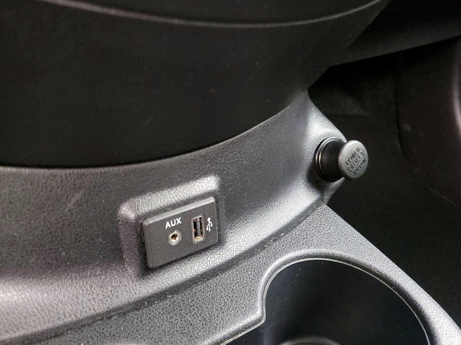 Thumbnail: 2019 Nissan Versa - 18