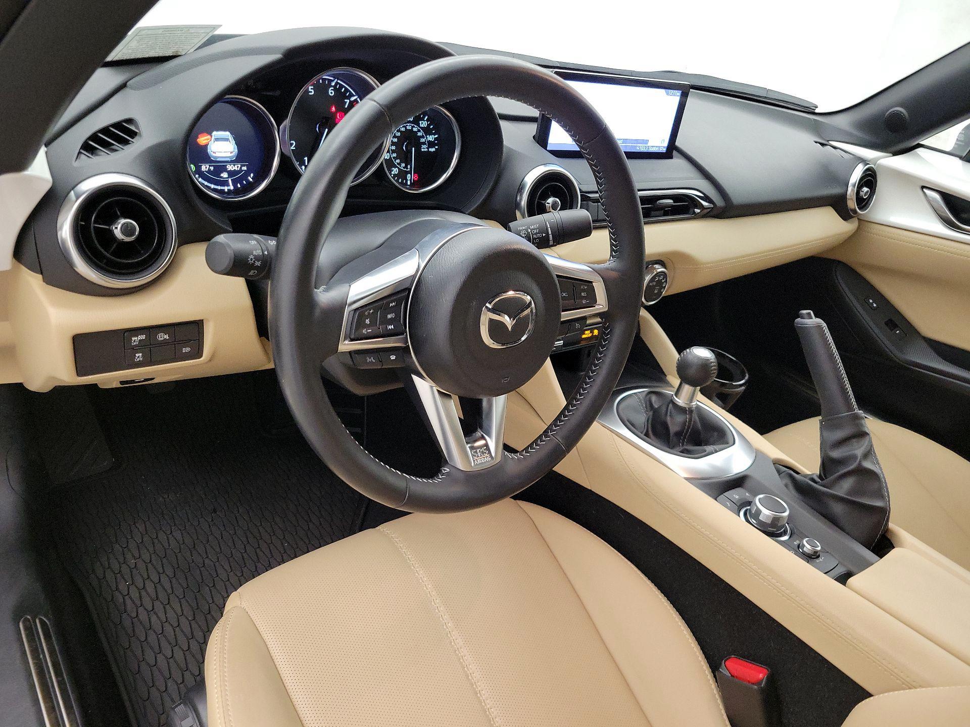 Thumbnail: 2025 Mazda MX-5 Miata - 9