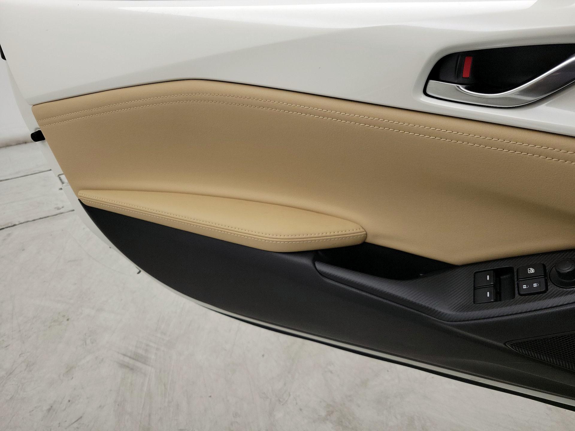 Thumbnail: 2025 Mazda MX-5 Miata - 12