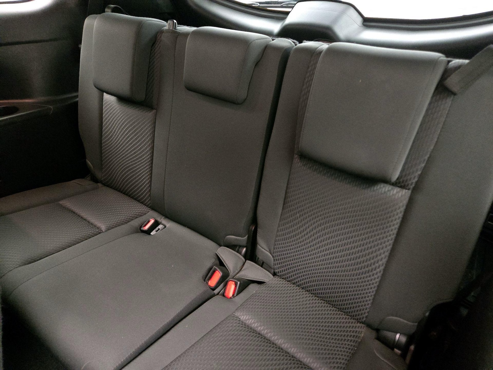 2019 Toyota Highlander LE - Photo 21