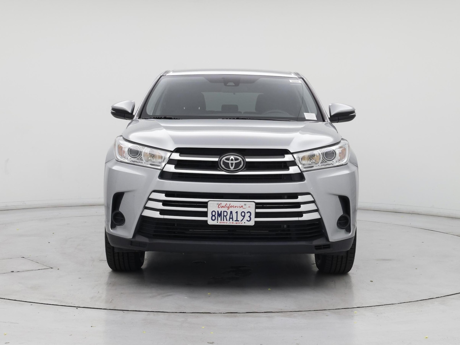 2019 Toyota Highlander LE - Photo 6