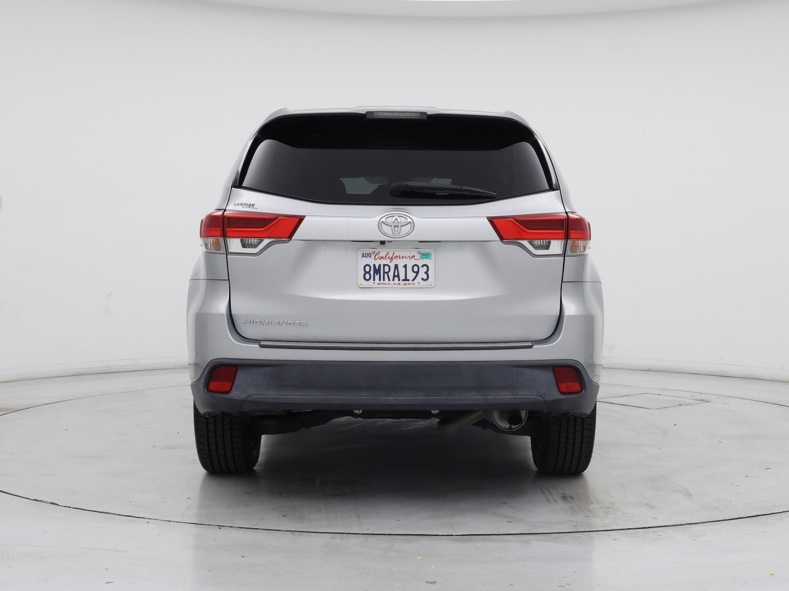 2019 Toyota Highlander LE - Photo 7