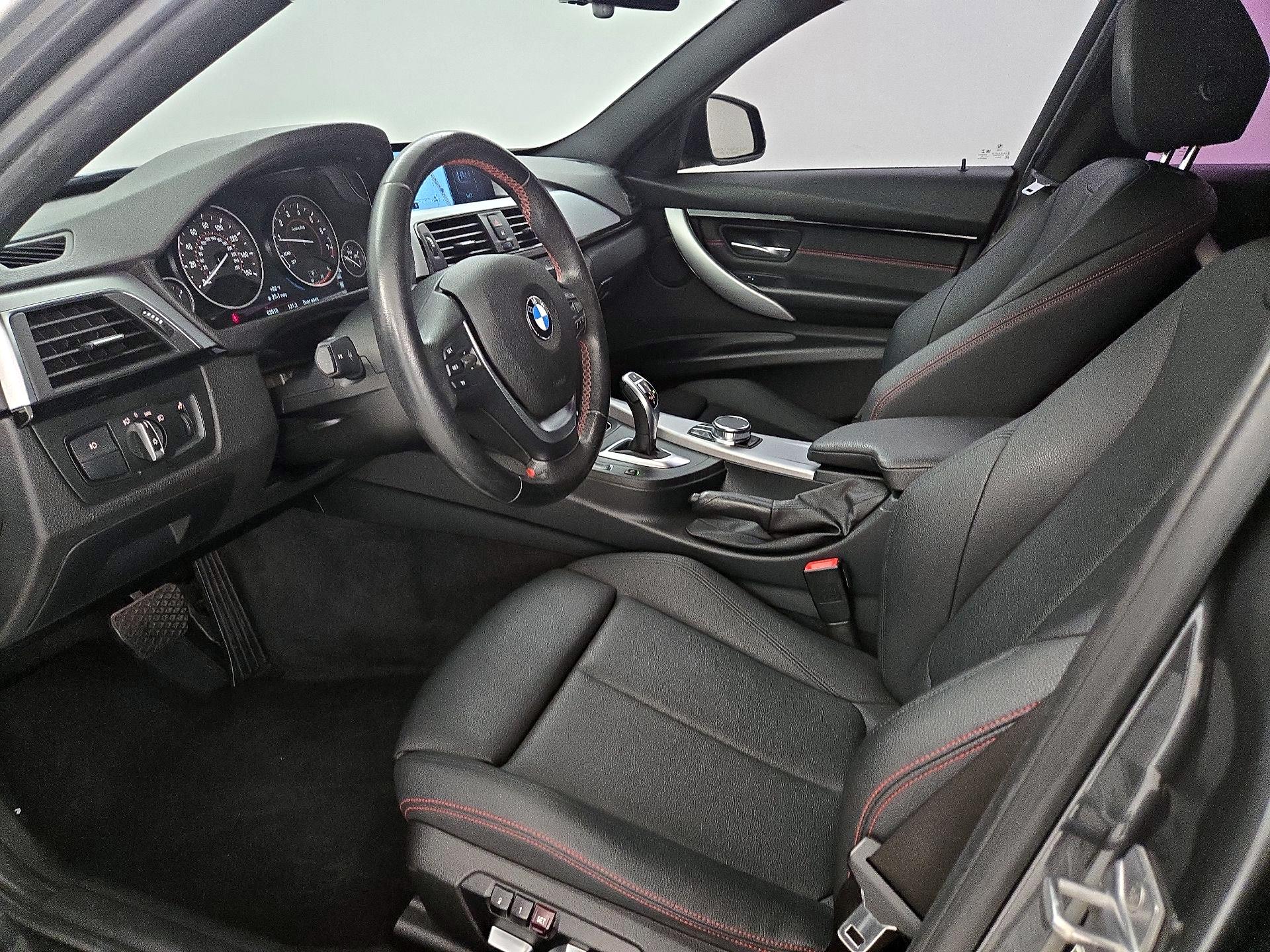 Thumbnail: 2017 BMW 3 Series - 11