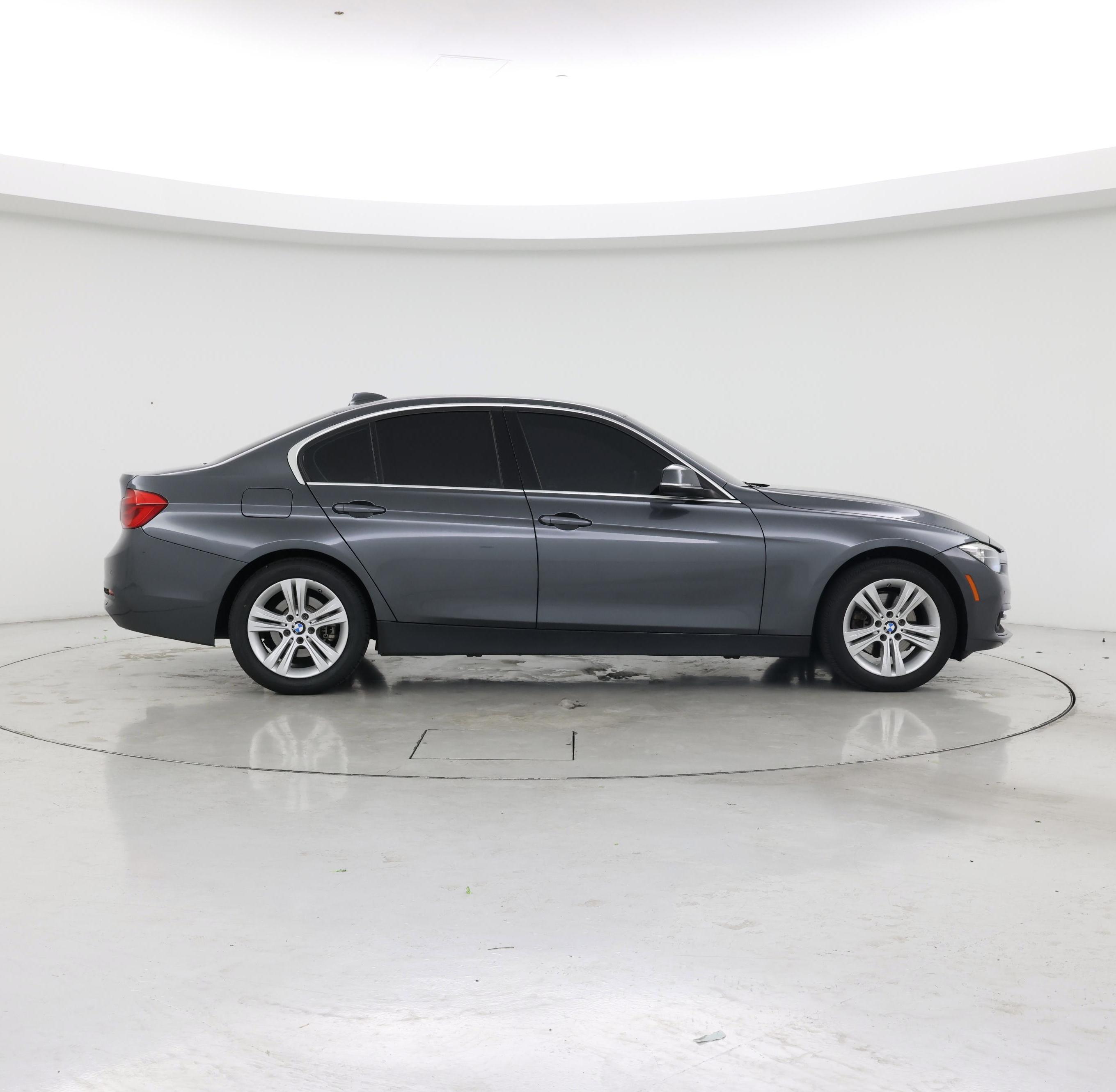 Thumbnail: 2017 BMW 3 Series - 7