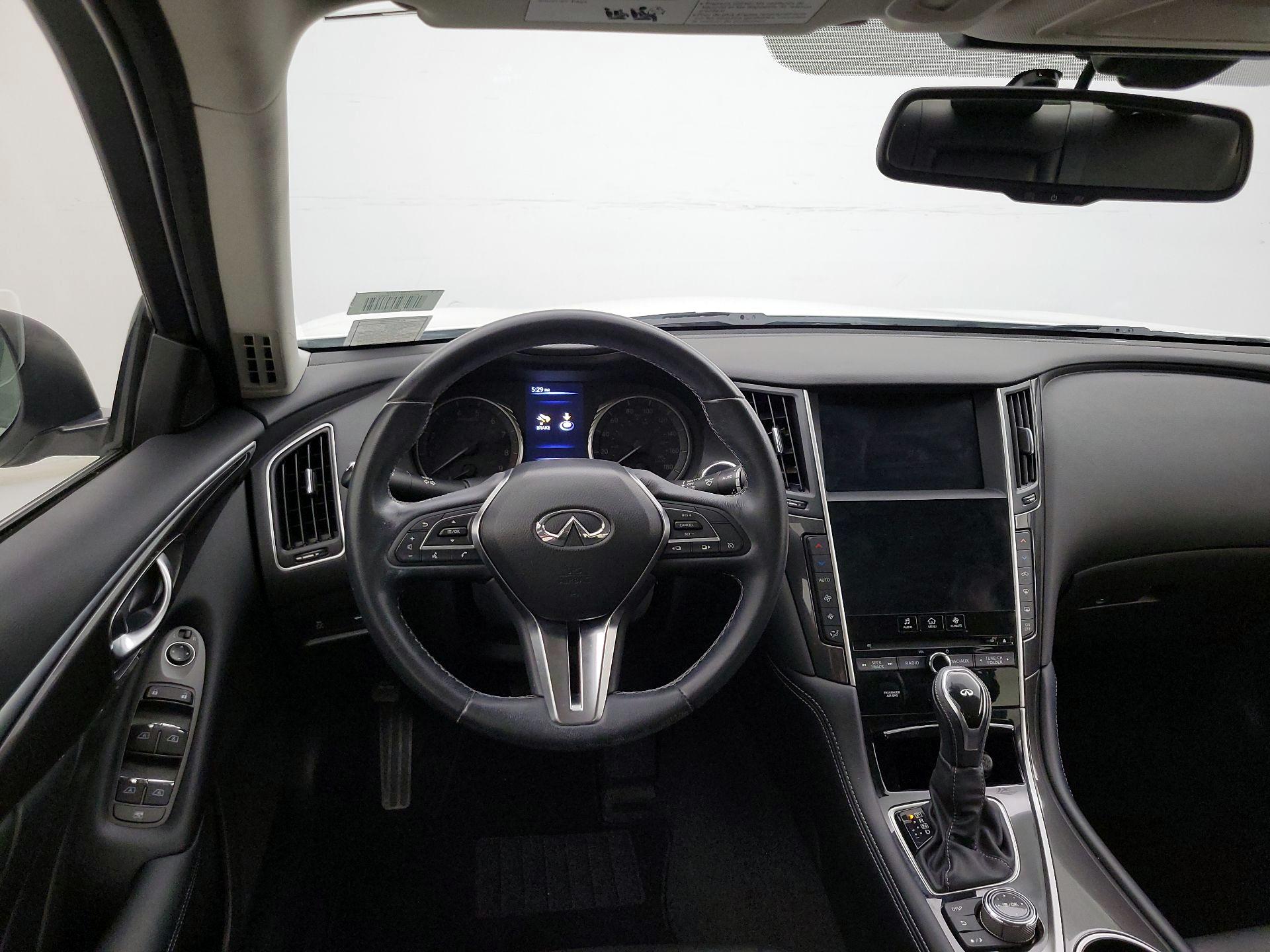 Thumbnail: 2021 INFINITI Q50 - 10