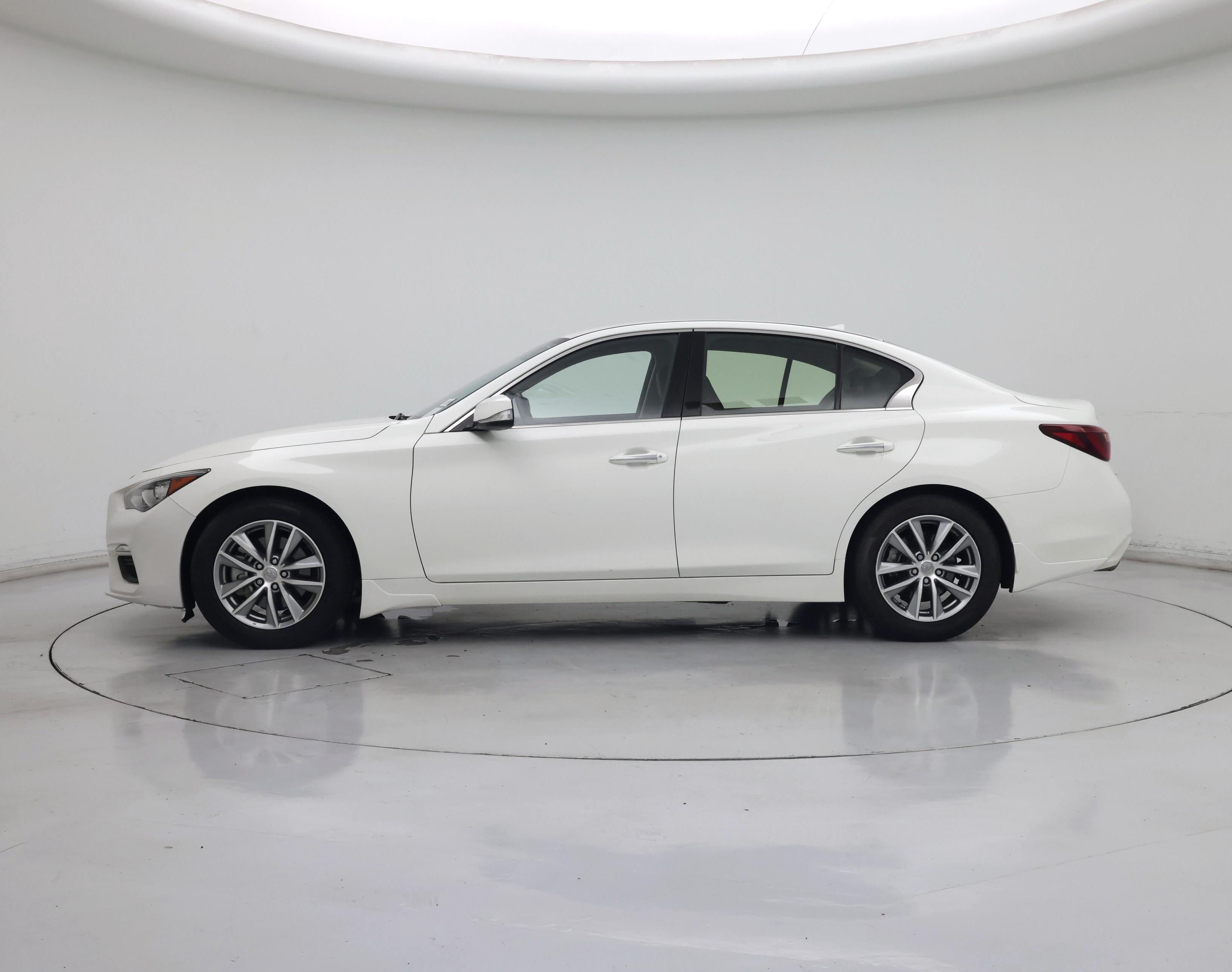 Thumbnail: 2021 INFINITI Q50 - 3