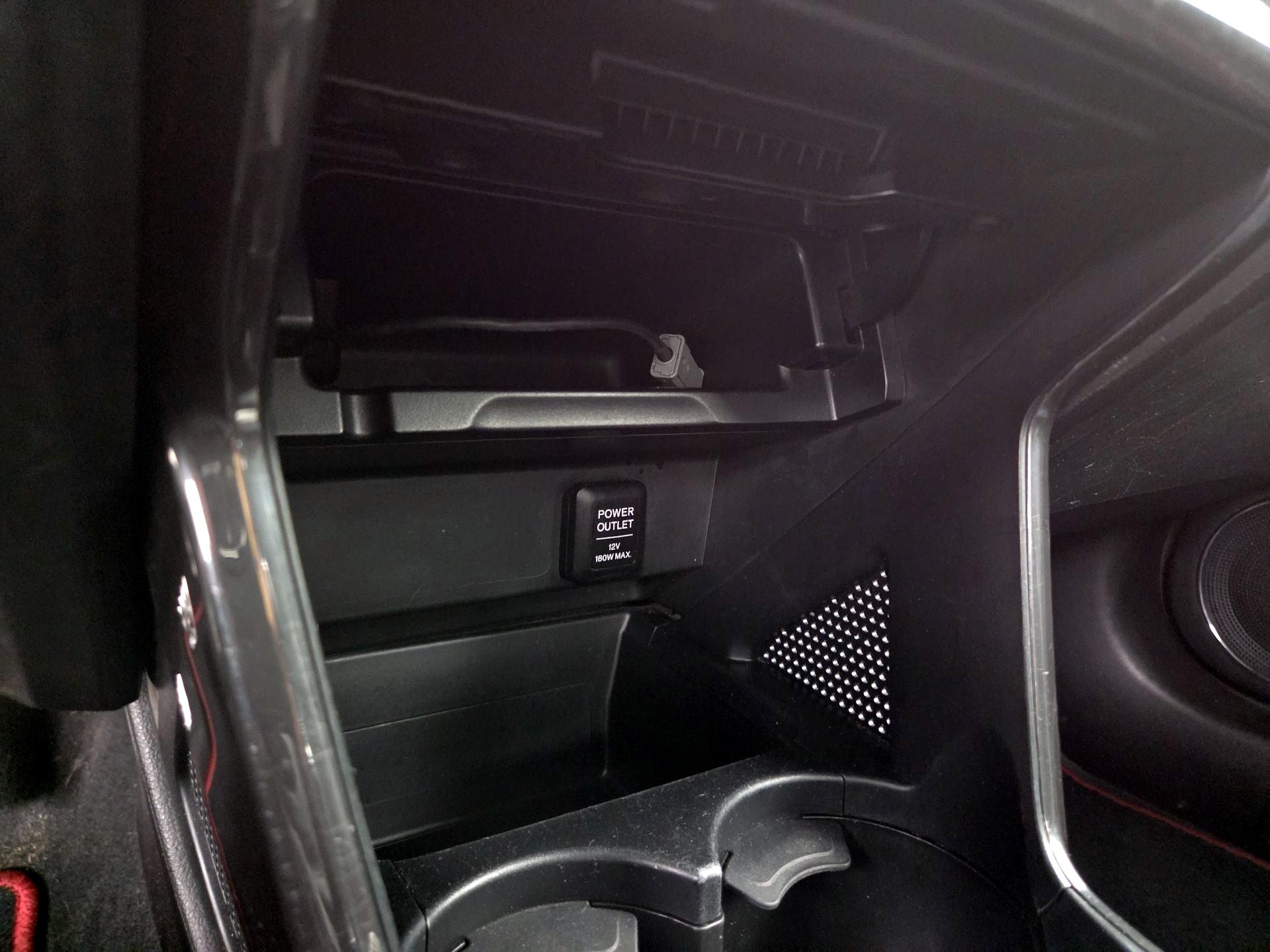 Thumbnail: 2015 Honda CR-Z - 18