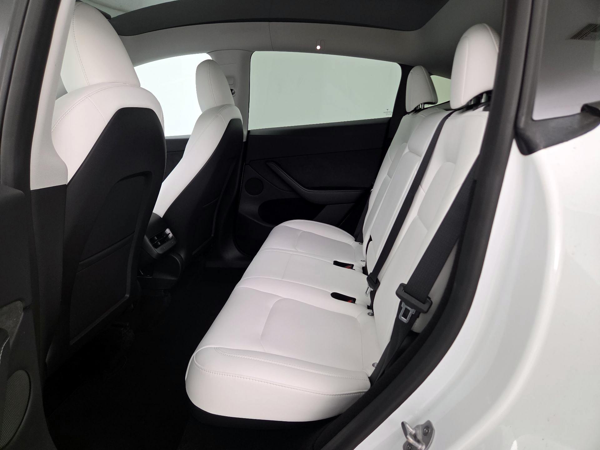 Thumbnail: 2023 Tesla Model Y - 19