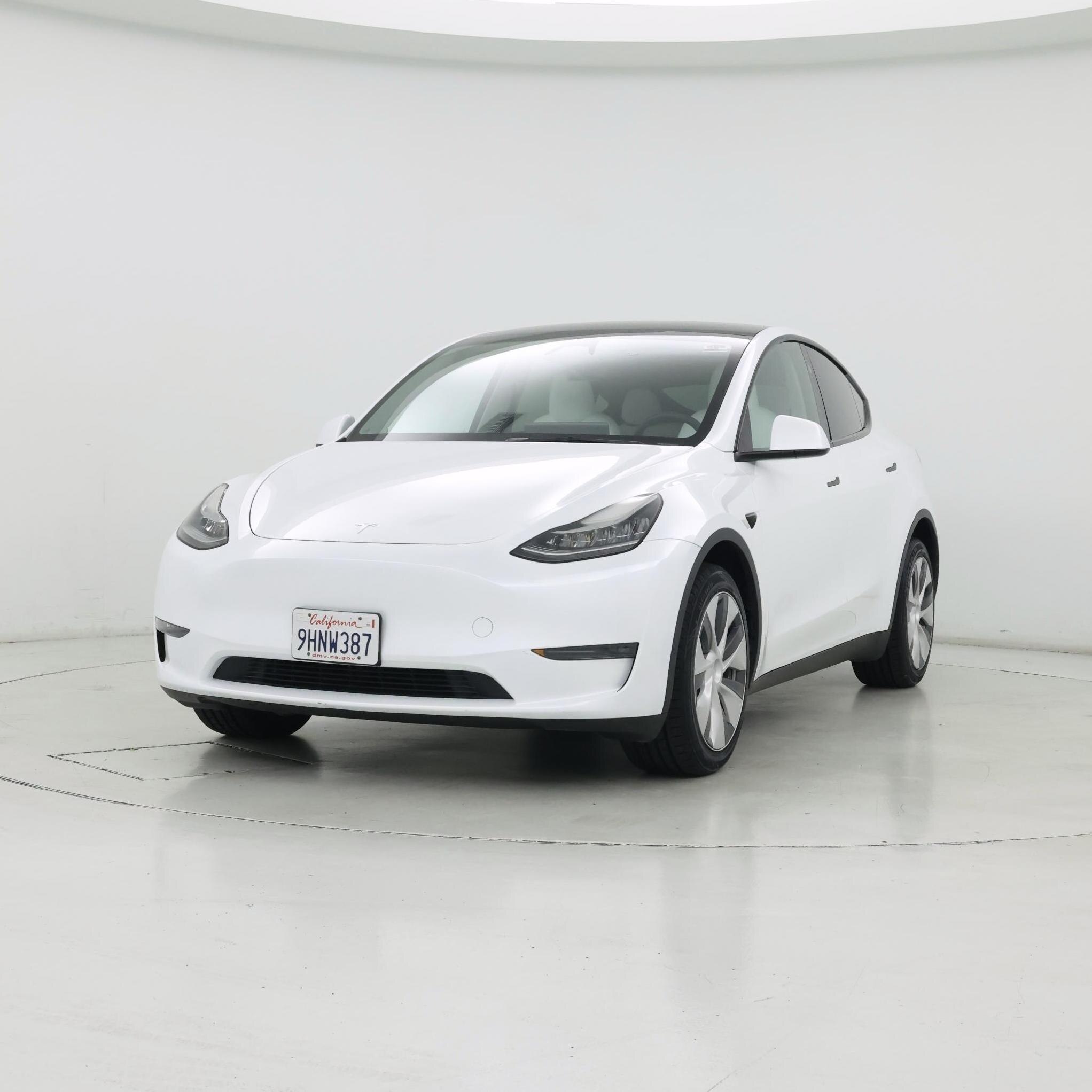 Thumbnail: 2023 Tesla Model Y - 4