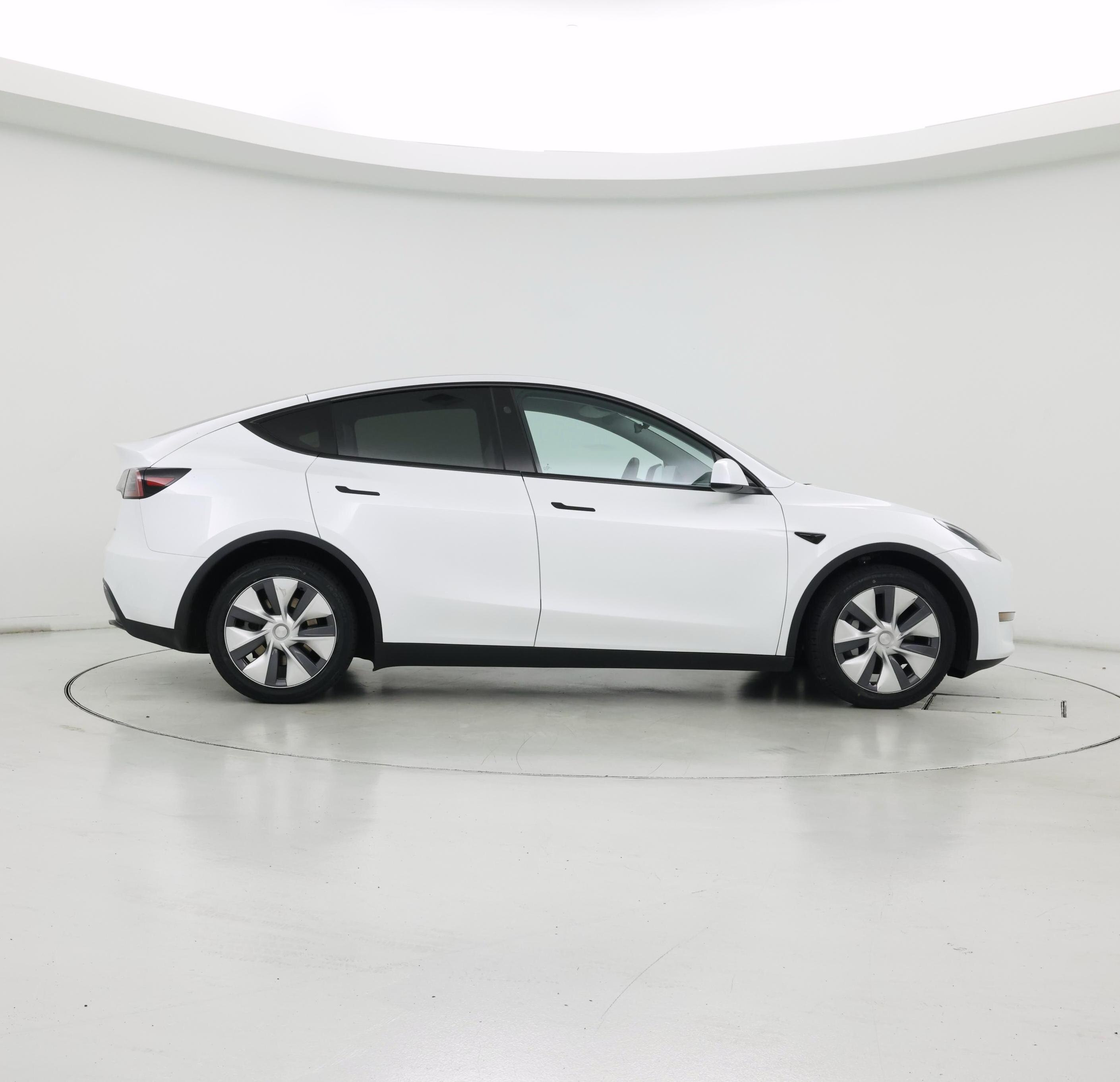 Thumbnail: 2023 Tesla Model Y - 7