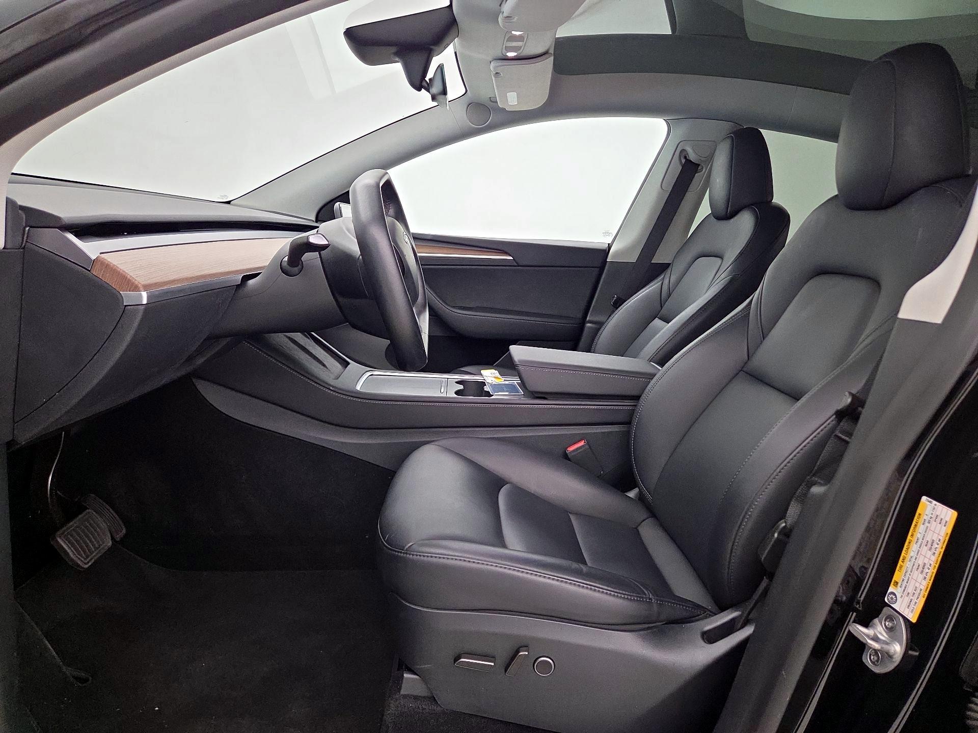 Thumbnail: 2025 Tesla Model Y - 11