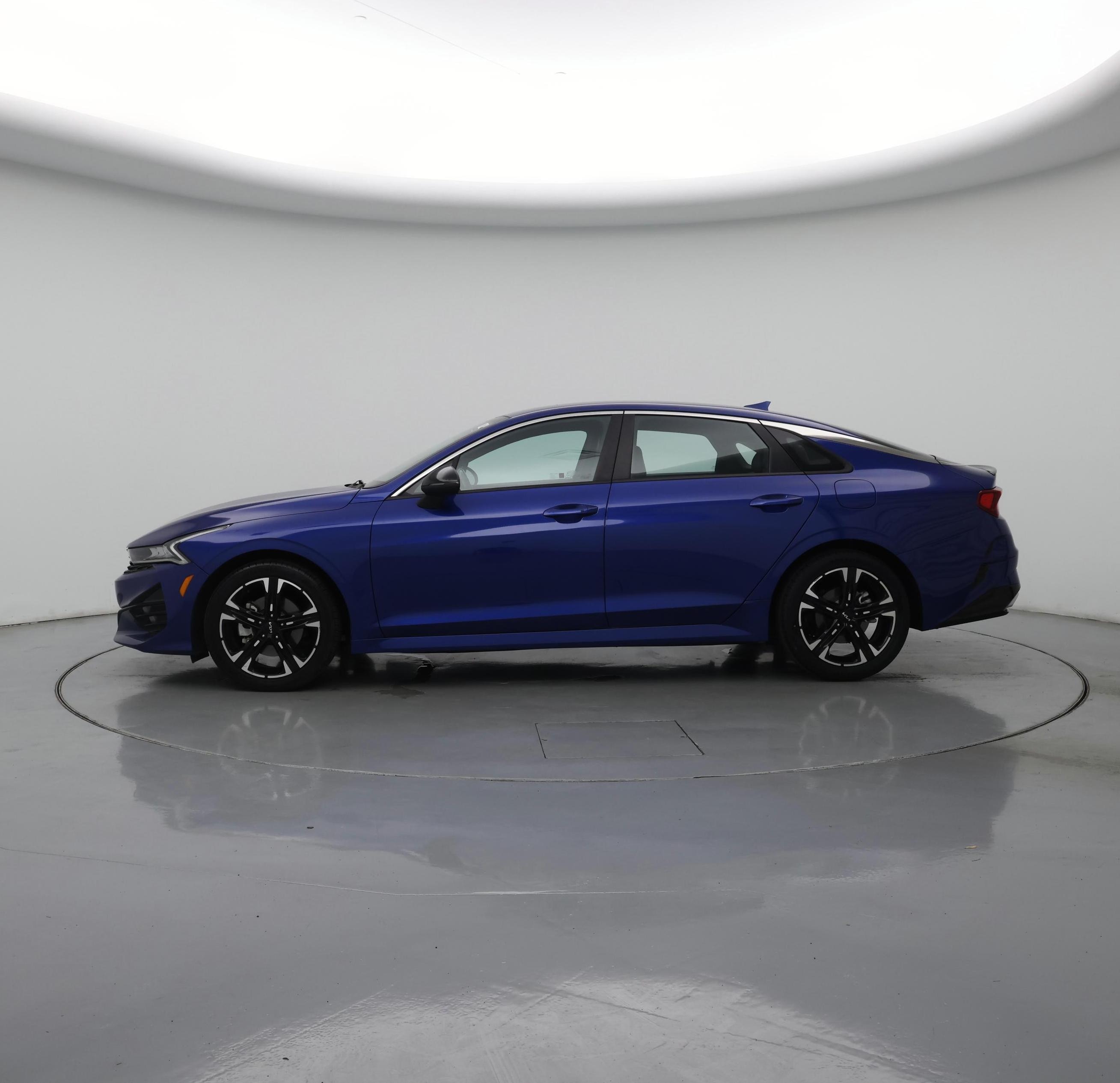 Thumbnail: 2022 Kia K5 - 3