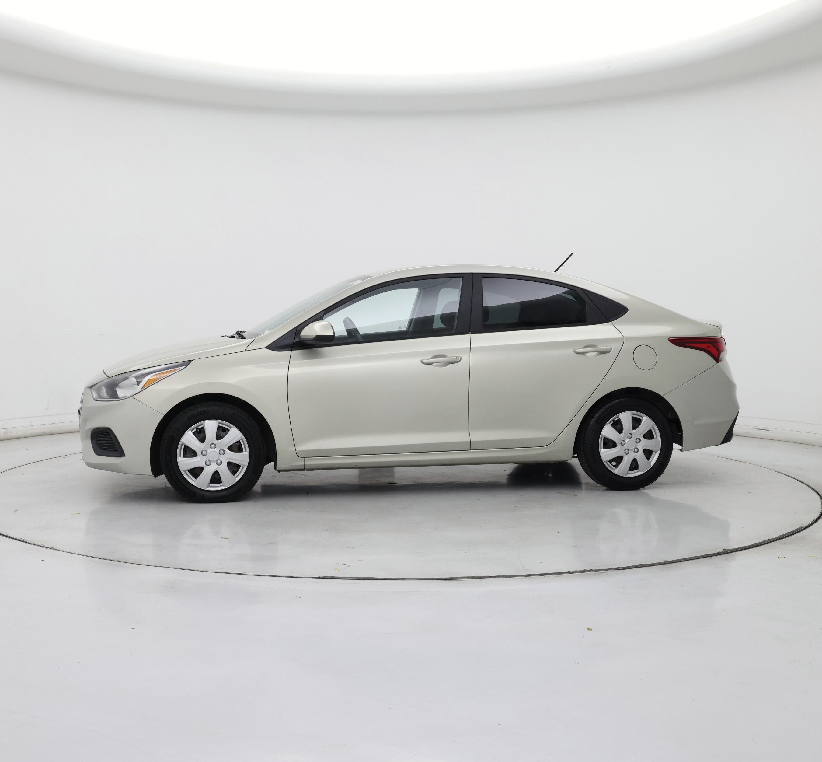 Thumbnail: 2018 Hyundai Accent - 3