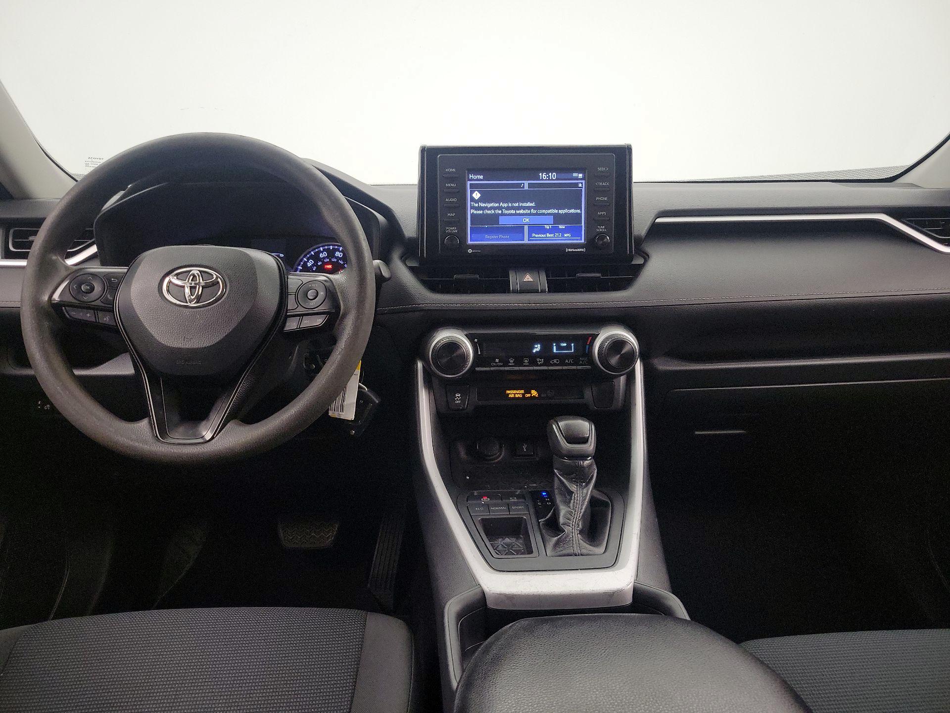 Thumbnail: 2020 Toyota RAV4 - 9