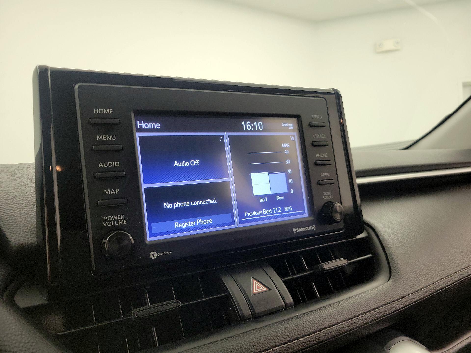 Thumbnail: 2020 Toyota RAV4 - 15