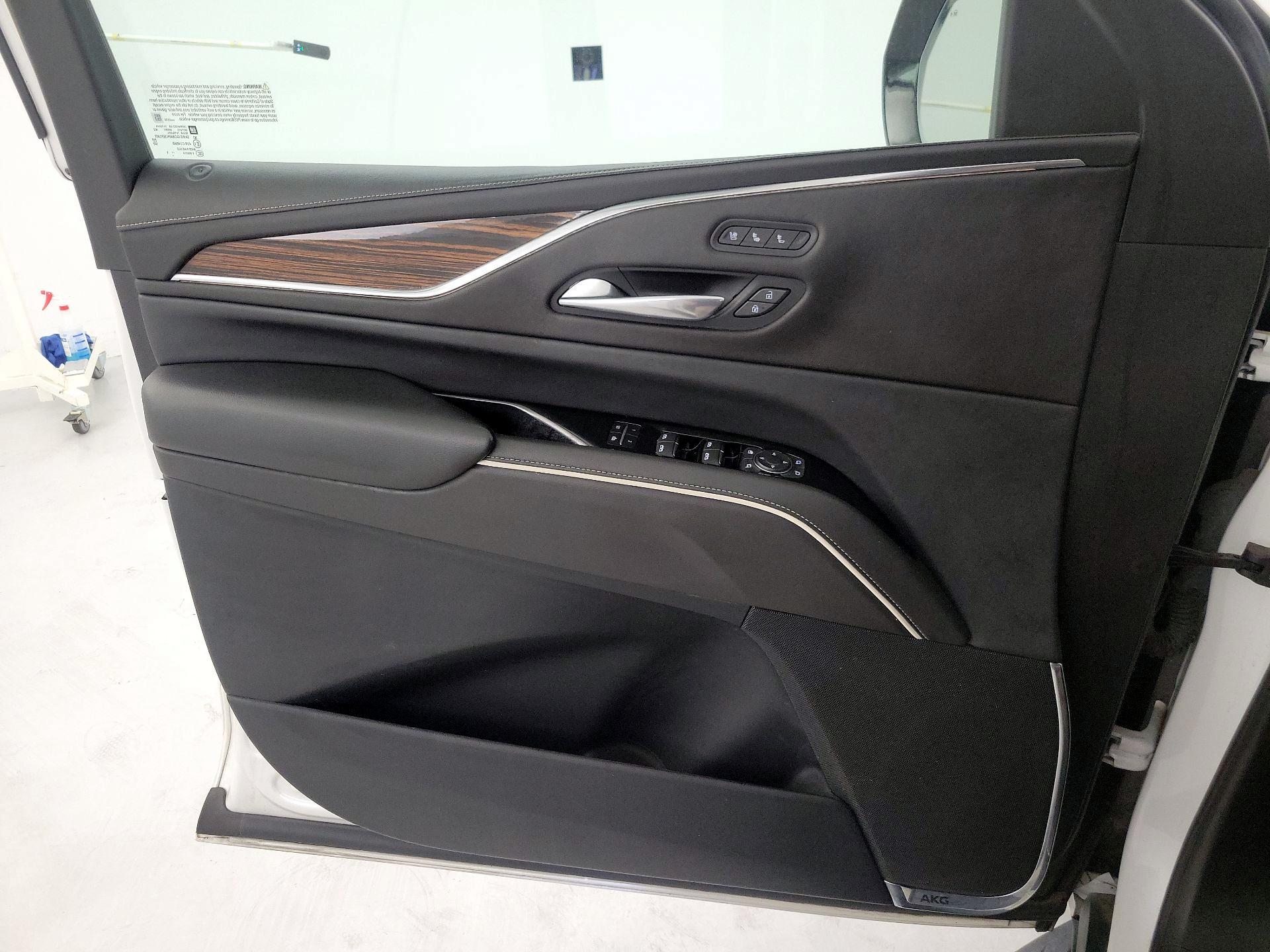 Thumbnail: 2021 Cadillac Escalade - 10