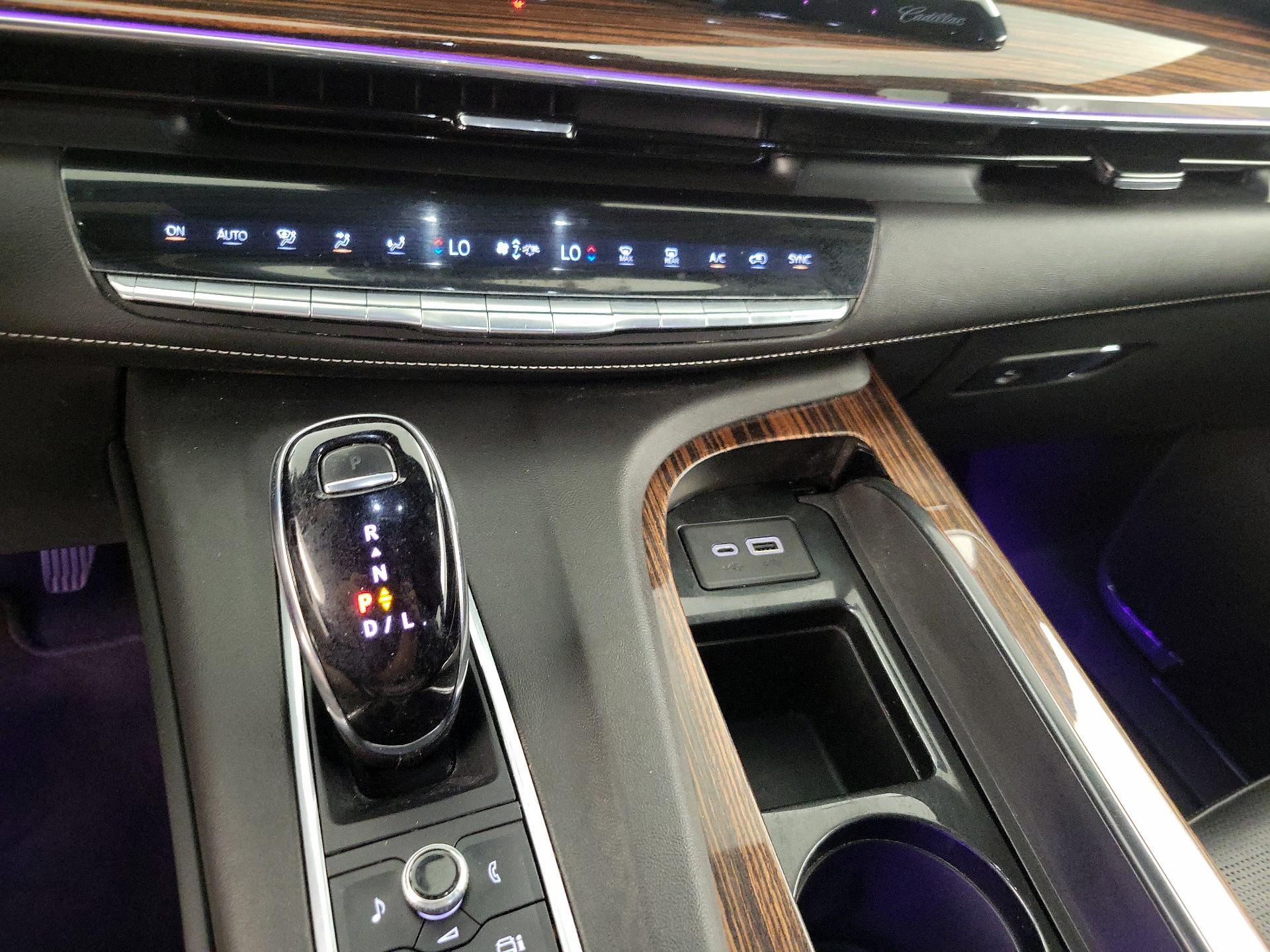 Thumbnail: 2021 Cadillac Escalade - 17