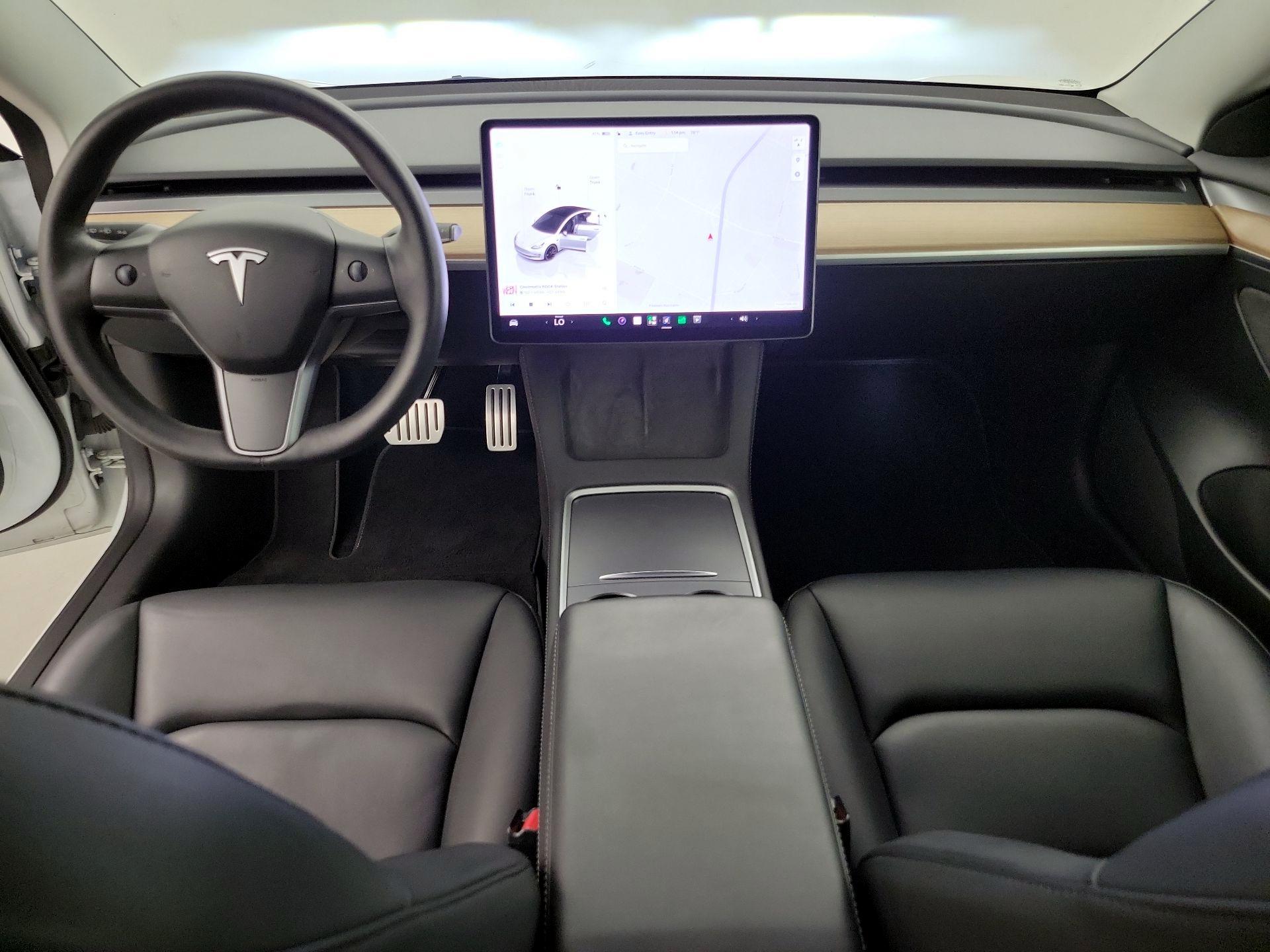 Thumbnail: 2023 Tesla Model 3 - 9