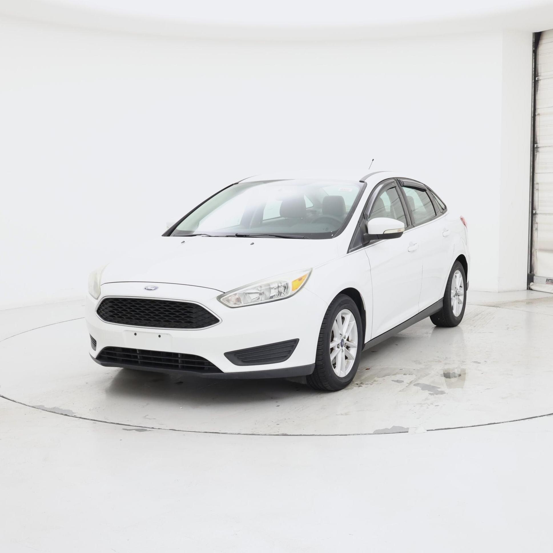 Thumbnail: 2015 Ford Focus - 4