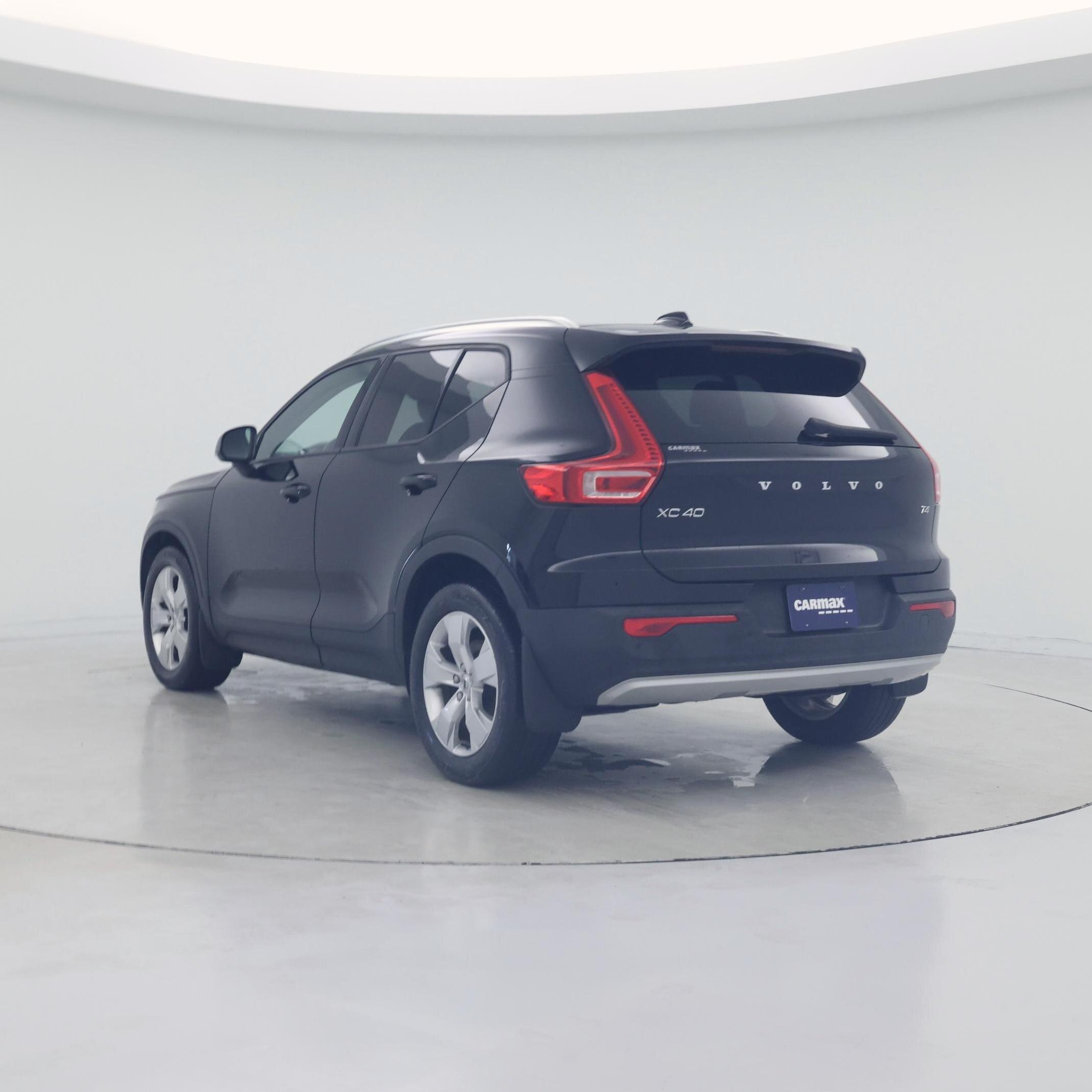 Thumbnail: 2020 Volvo XC40 - 2